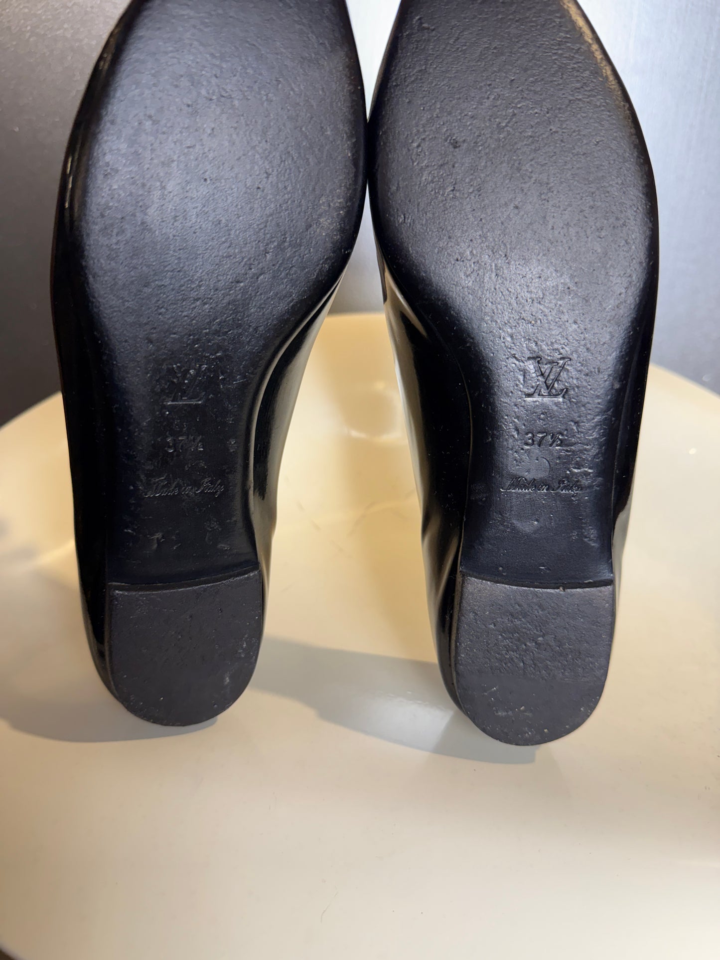 Vintage 2000s Louis Vuitton Black Patent Leather Ballerina Flats Made in Italy | EU37.5
