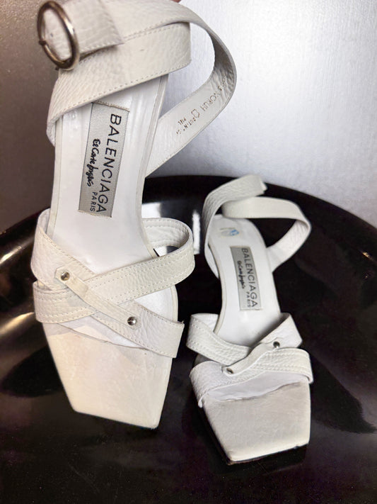 Vintage 90s Balenciaga Paris White Textured Leather Ankle-Wrap Sandals | EU 39