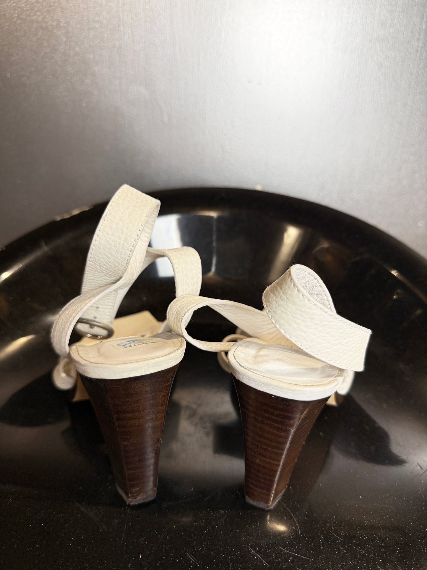 Vintage 90s Balenciaga Paris White Textured Leather Ankle-Wrap Sandals | EU 39
