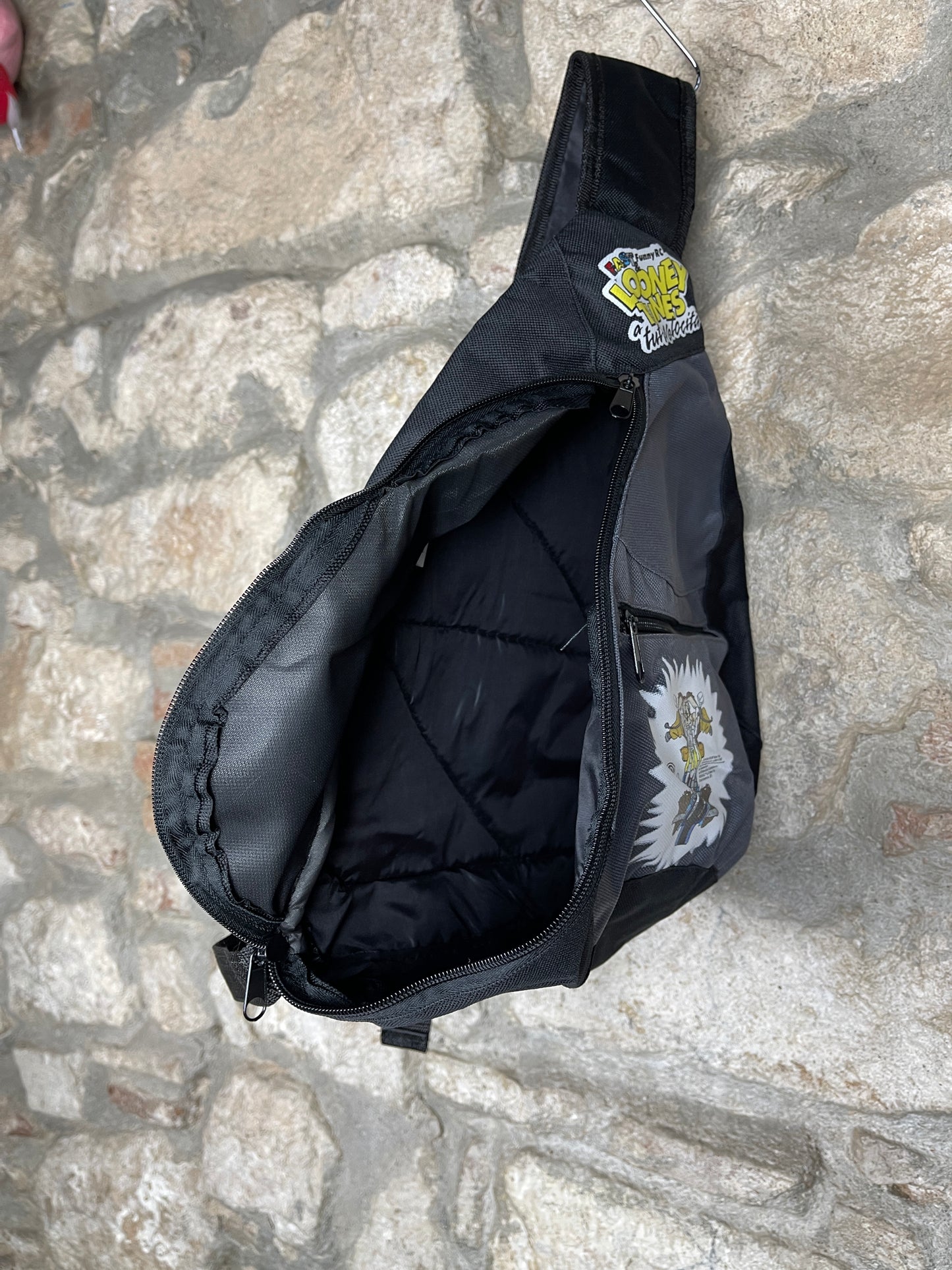 Y2K Cross Body Bag Looney Tunes 2007