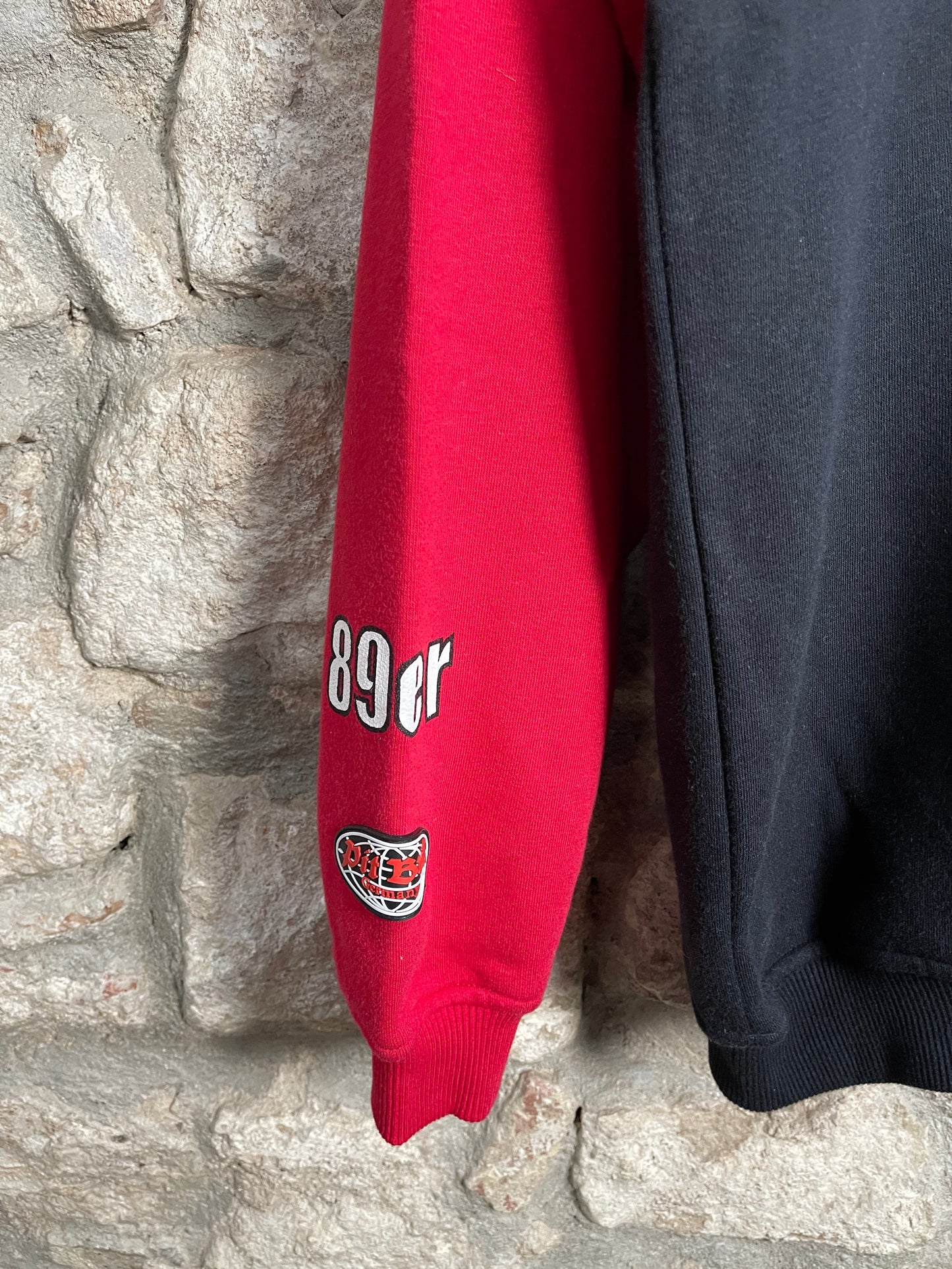 Pit Bull Germany Sweatshirt Black Red 2000s XL