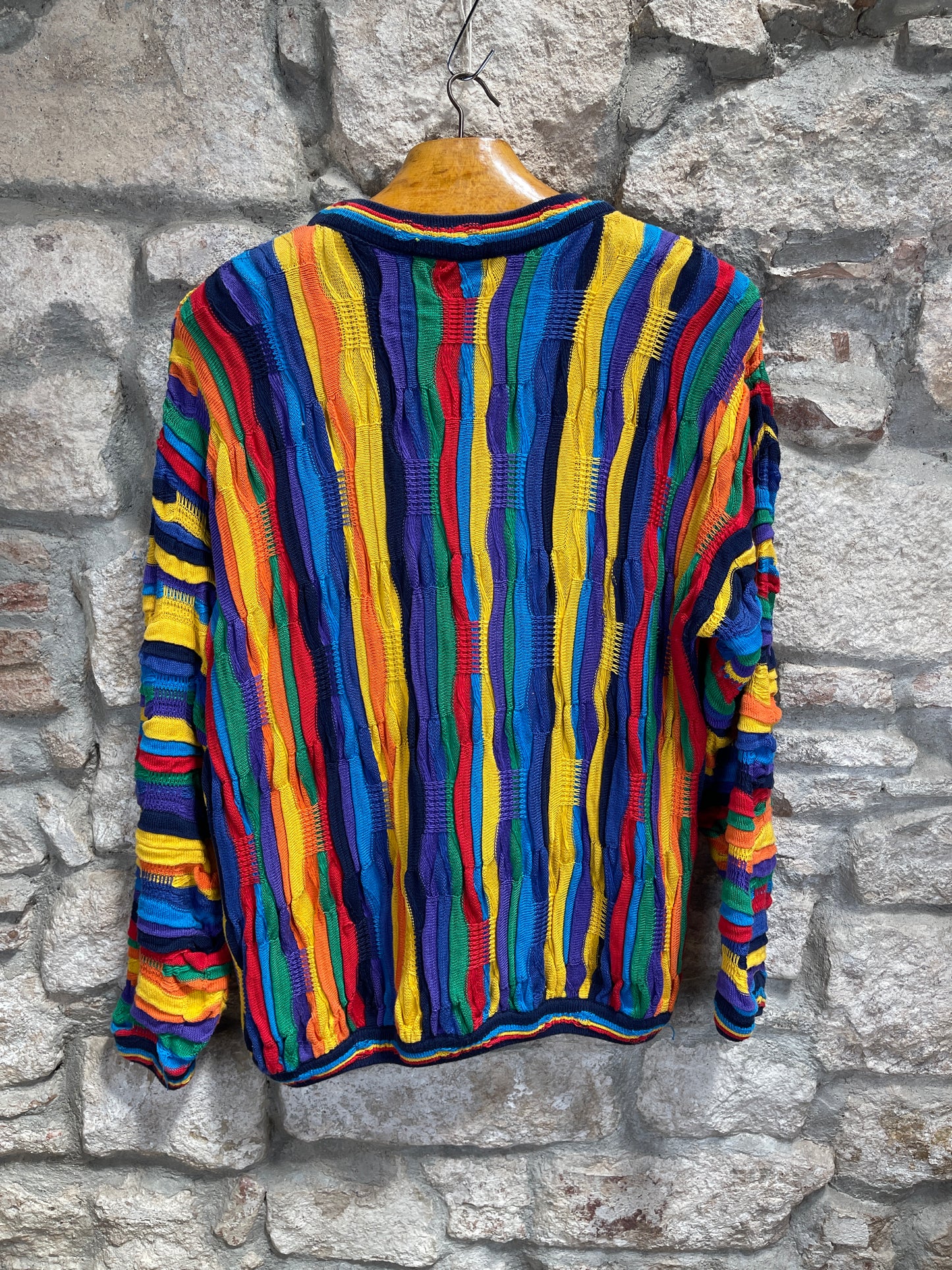 Vintage Tundra Coogy-Style Knit Sweatshirt XL