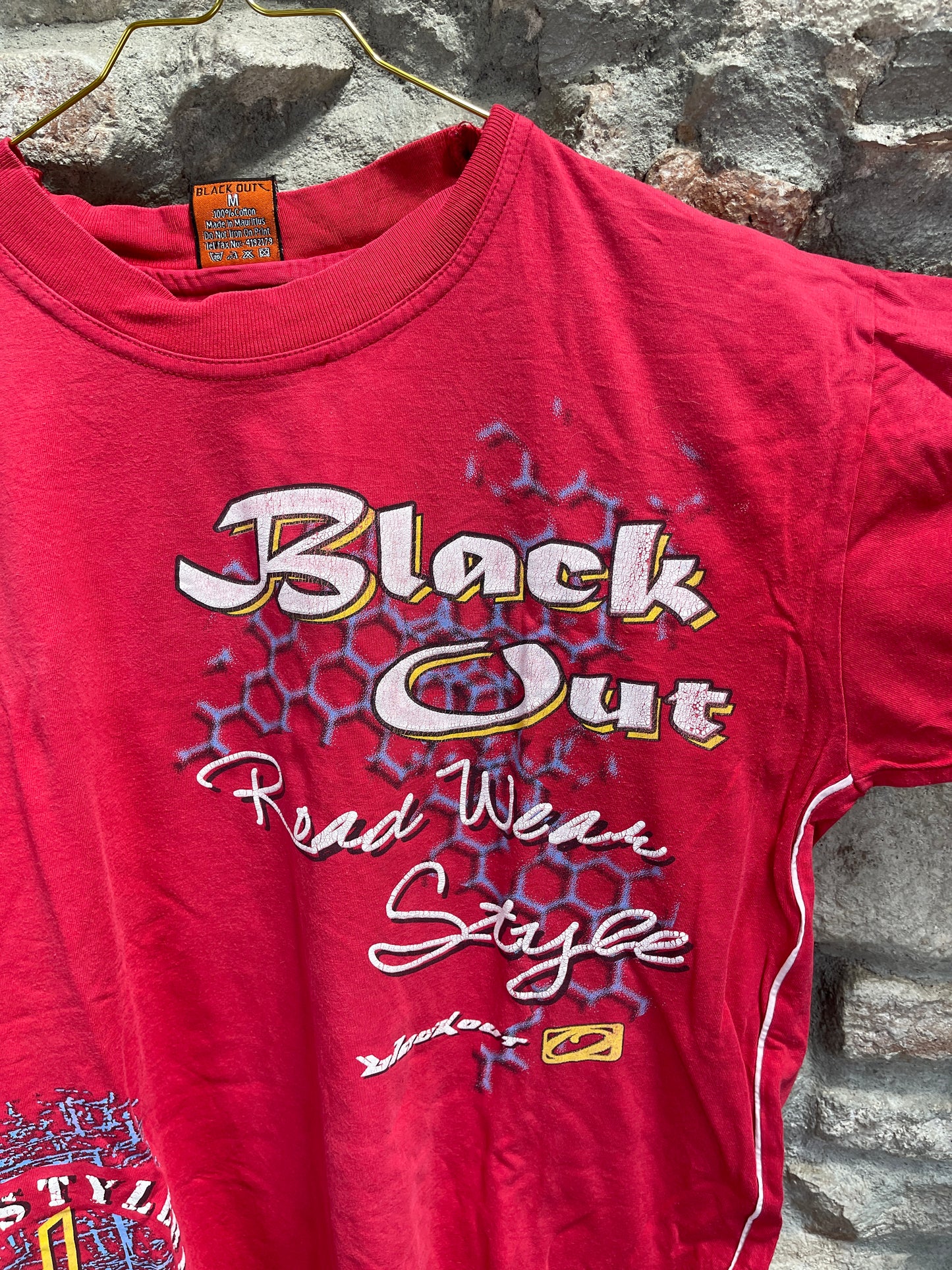 Y2K Black Out T-Shirt Red M