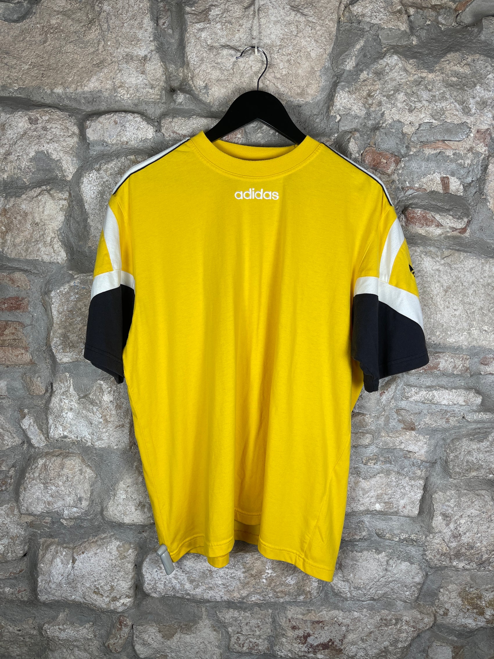 Vintage Adidas T-Shirt Yellow 2000s XL