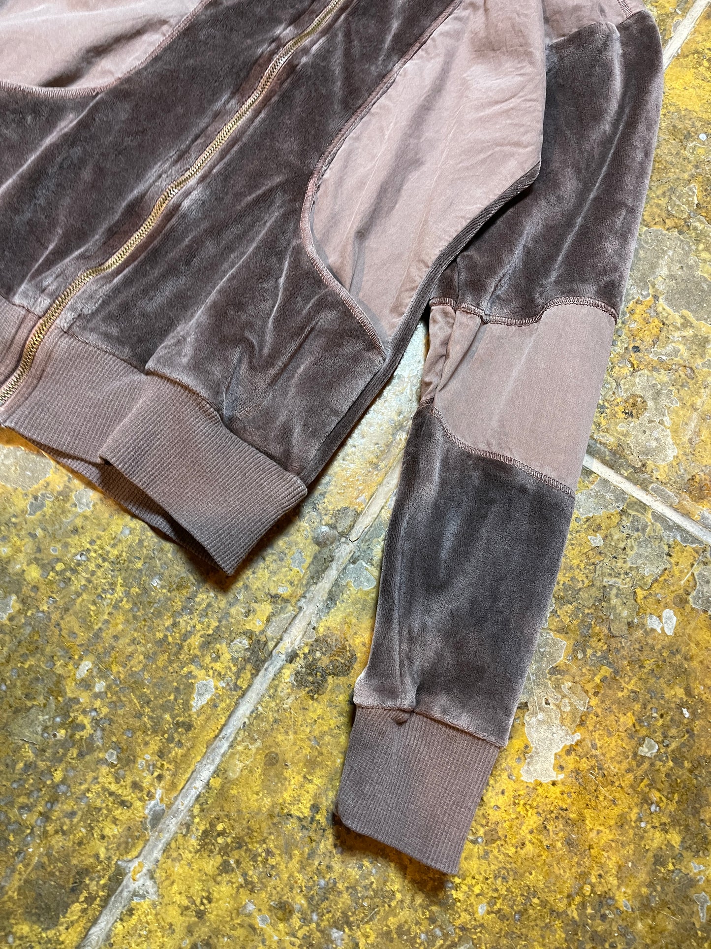 Fly Up Zip Through Velour Sweatshirt Brown 2000s y2k - XS