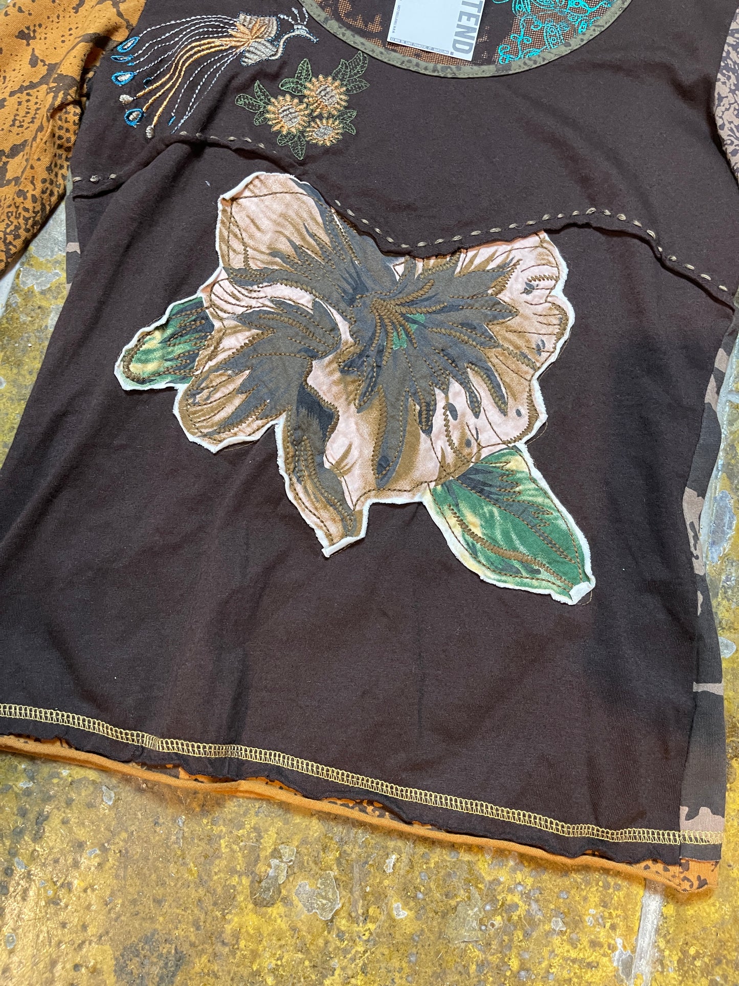 Prime Long Sleeve Top Brown 2000s y2k Deadstock - M
