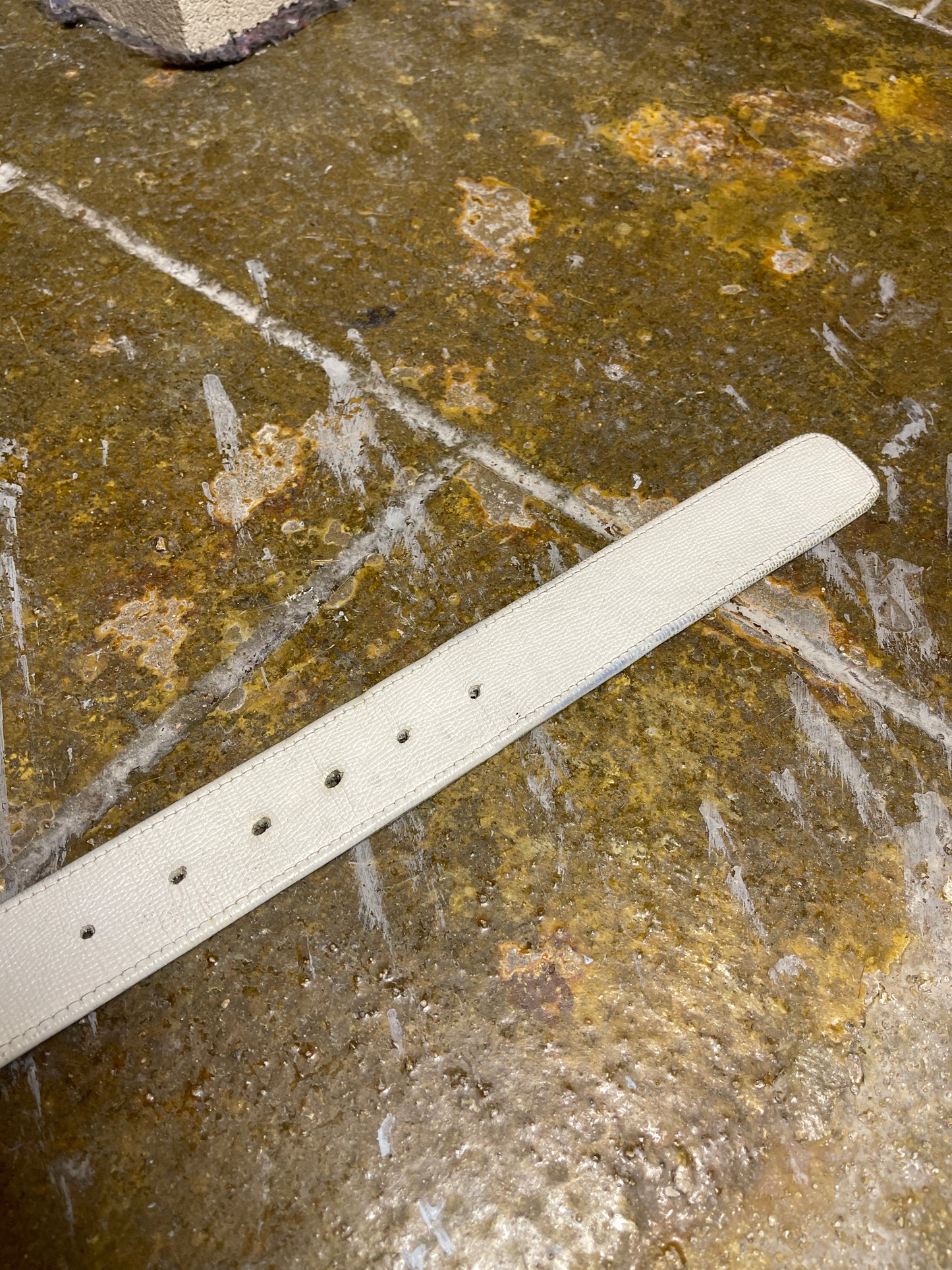 Lion Heart Leather Belt White Big Buckle 2000s y2k