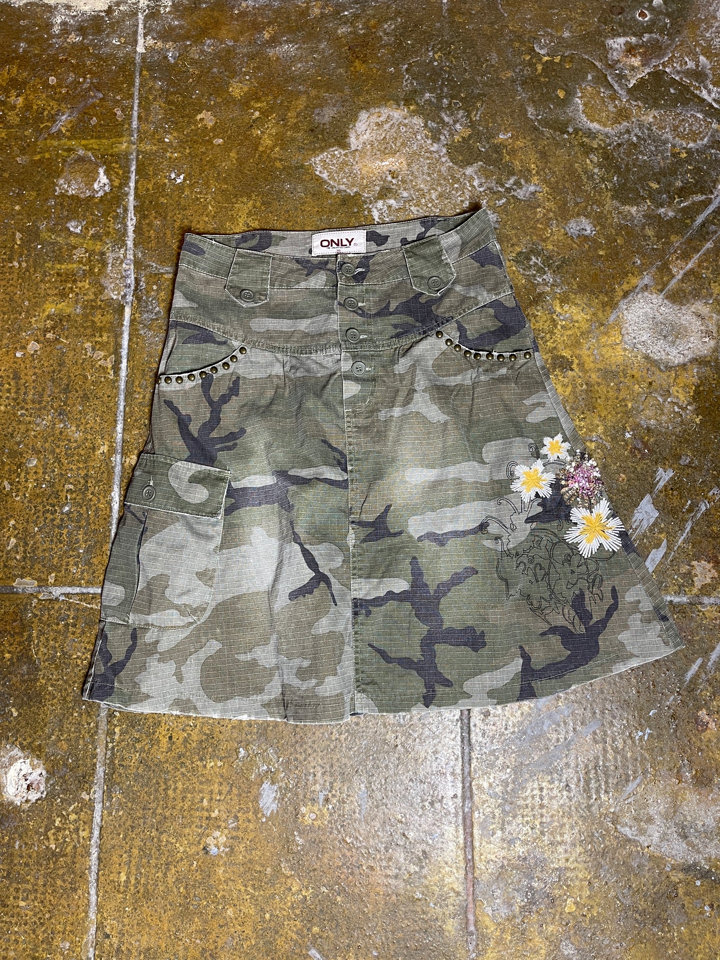 Only Camo Knee Length Skirt Brown 2000s y2k - S