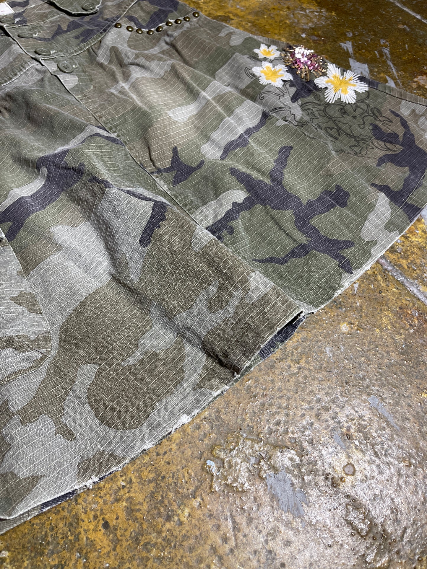 Only Camo Knee Length Skirt Brown 2000s y2k - S