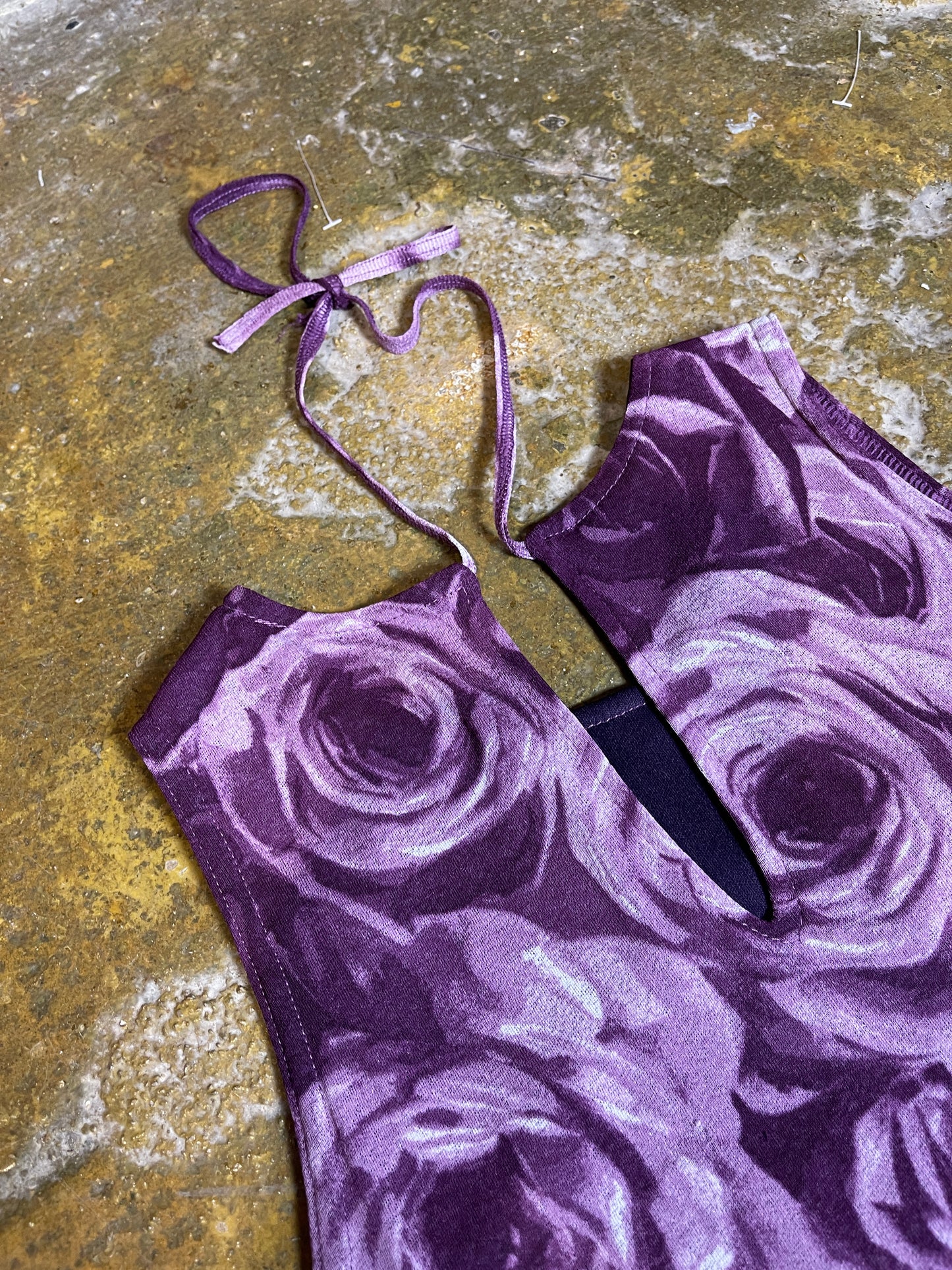 Sleeveless Top Purple 2000s y2k Roses - S