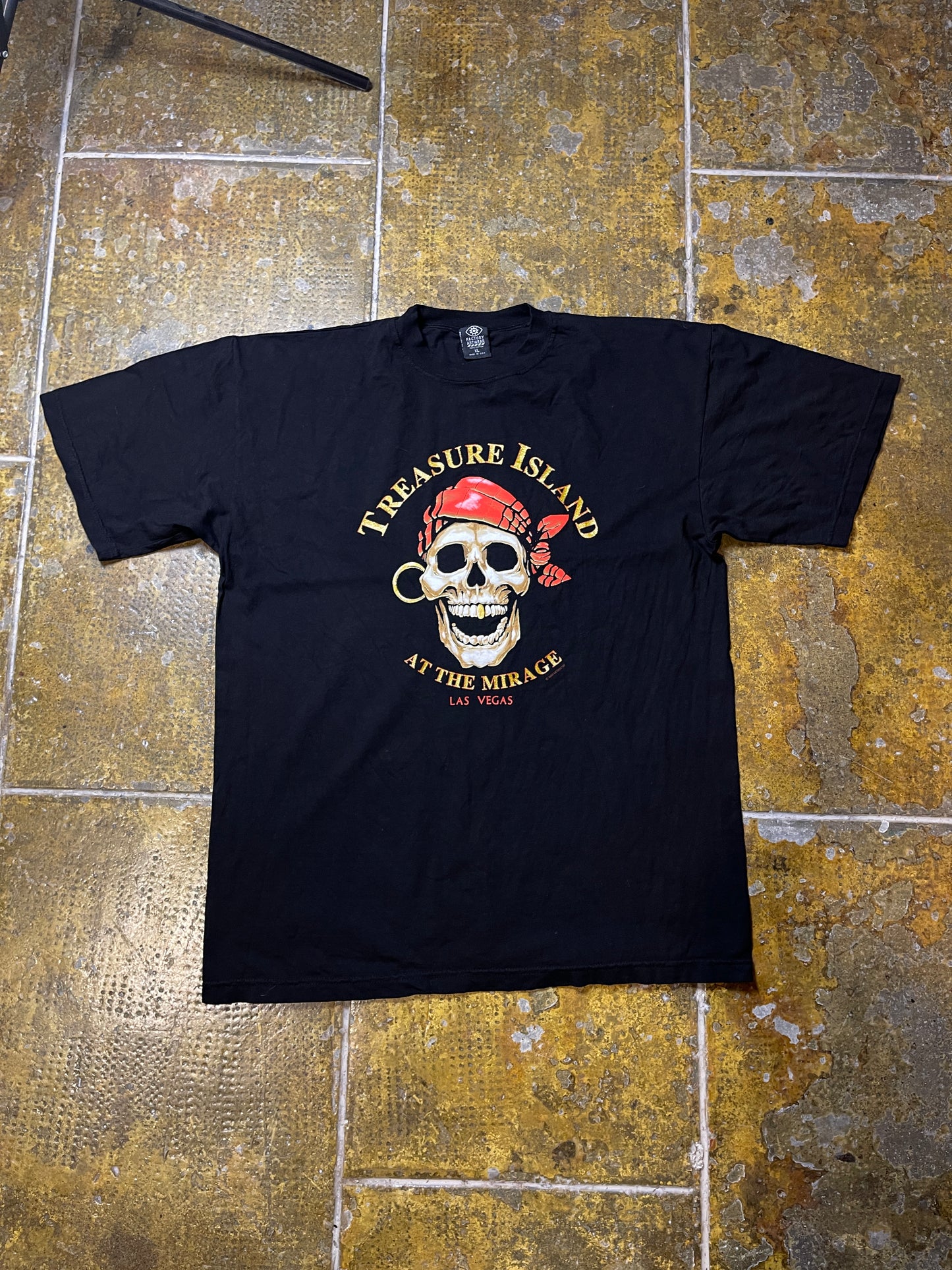 Vintage Treasure Island Las Vegas T-Shirt Black 1990s - XL/XXL