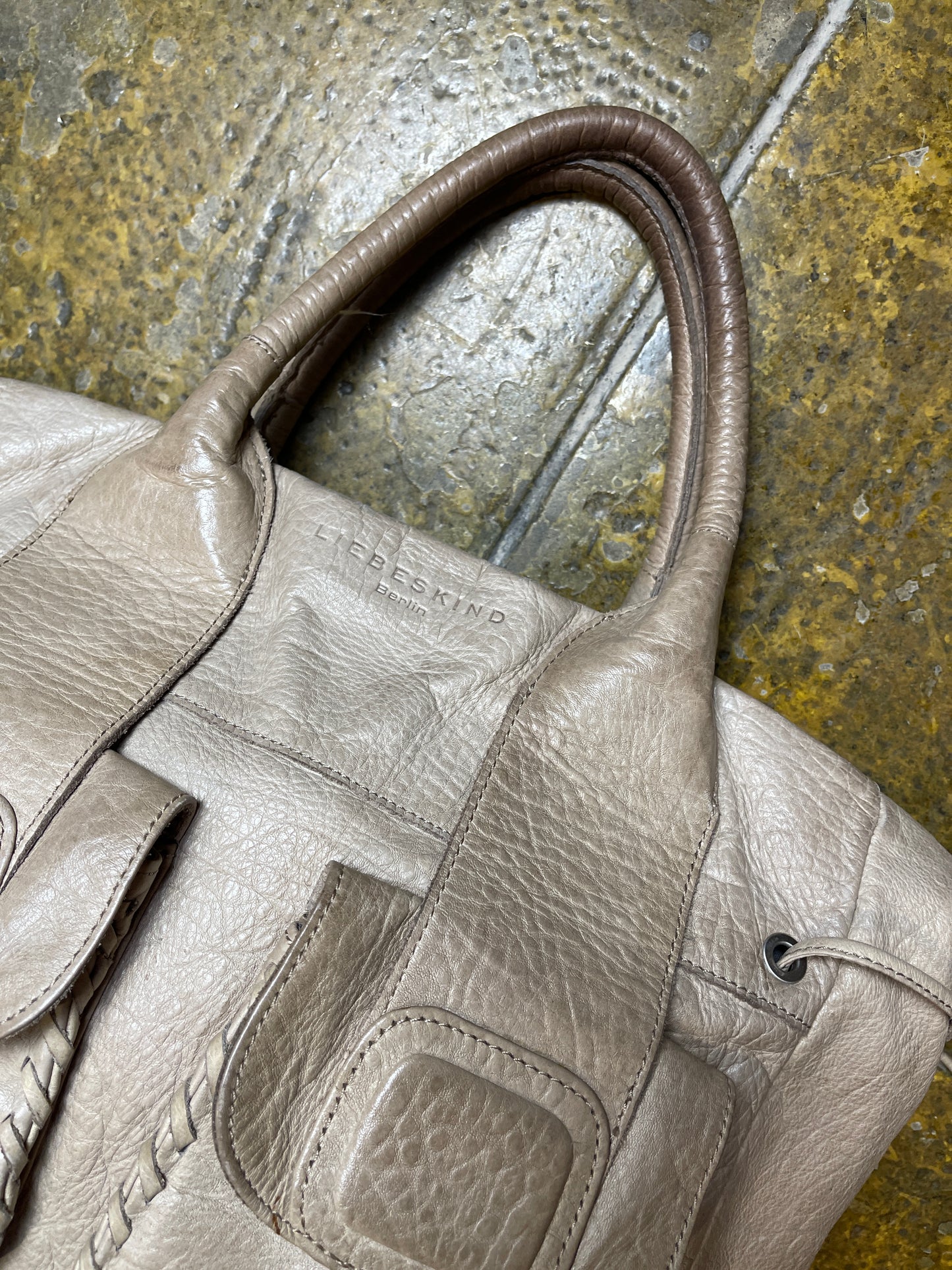 Liebeskind Berlin Shopper Shoulder Bag Leather Cream 2000s y2k
