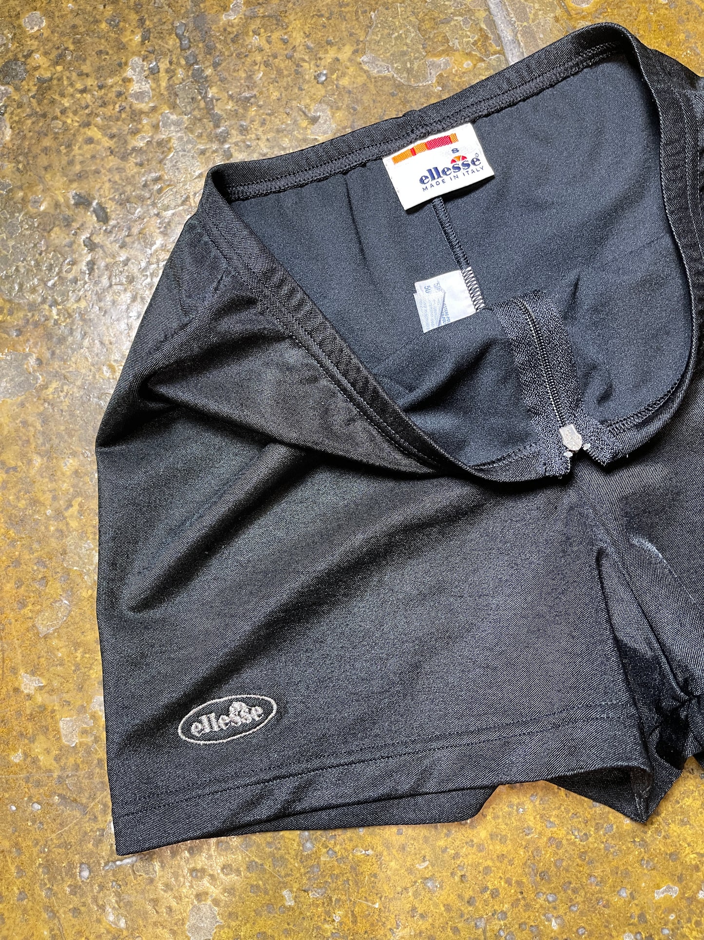 Vintage Ellesse Sport Shorts Black 1990s - S