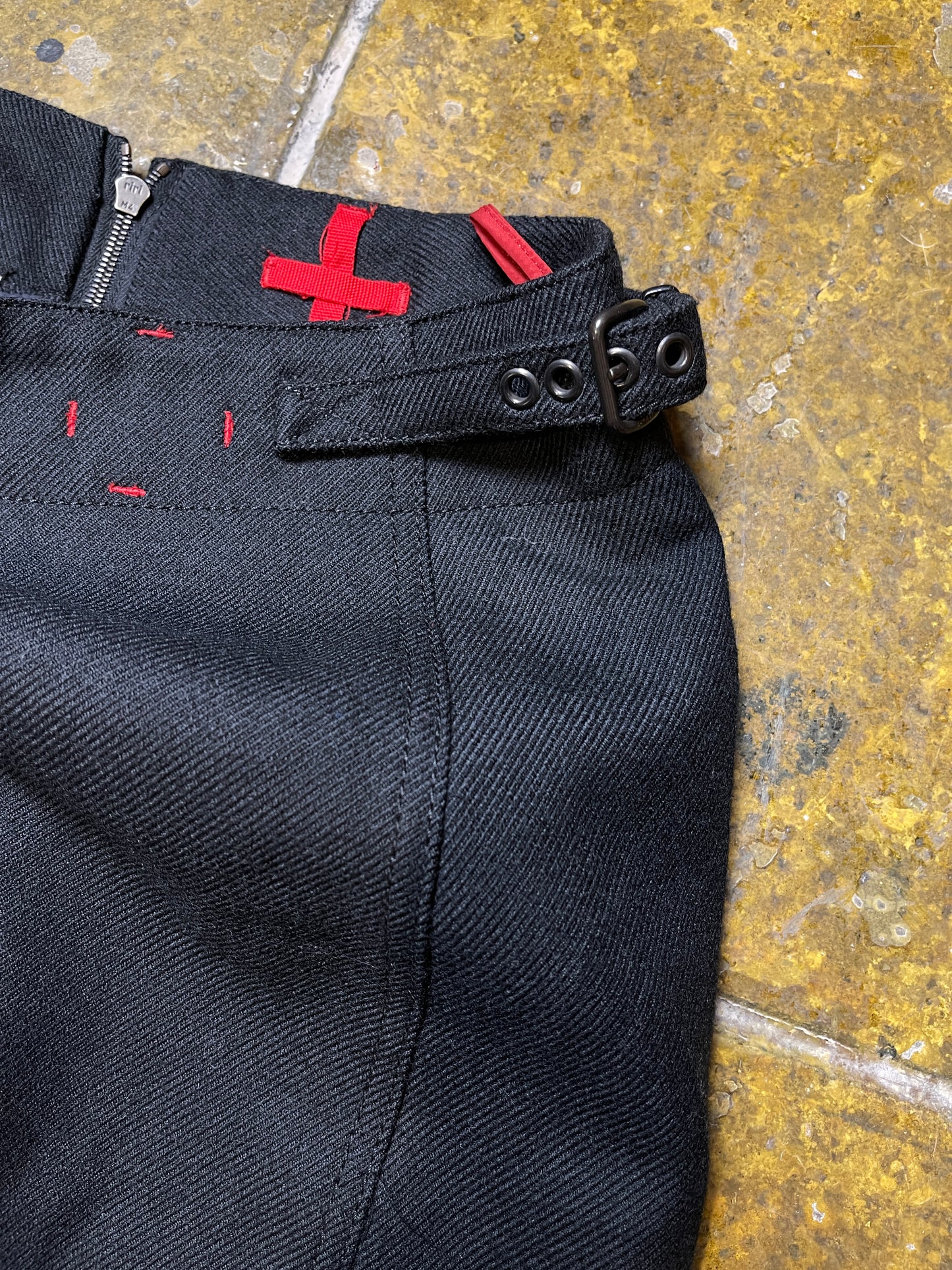 Prada Wool Pencil Skirt Virgin Wool Black 2000s y2k - M/L
