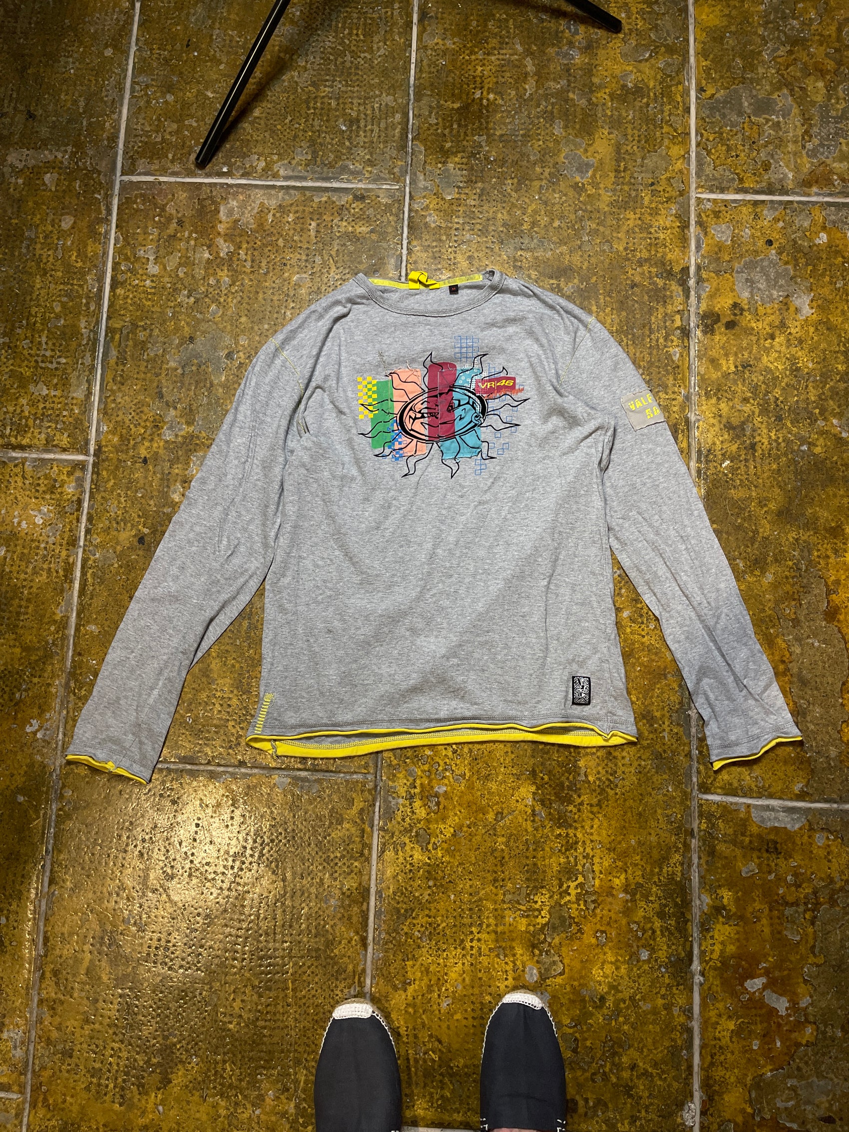 Valentino Rossi Long Sleeve Gray Yellow 2000s y2k - M
