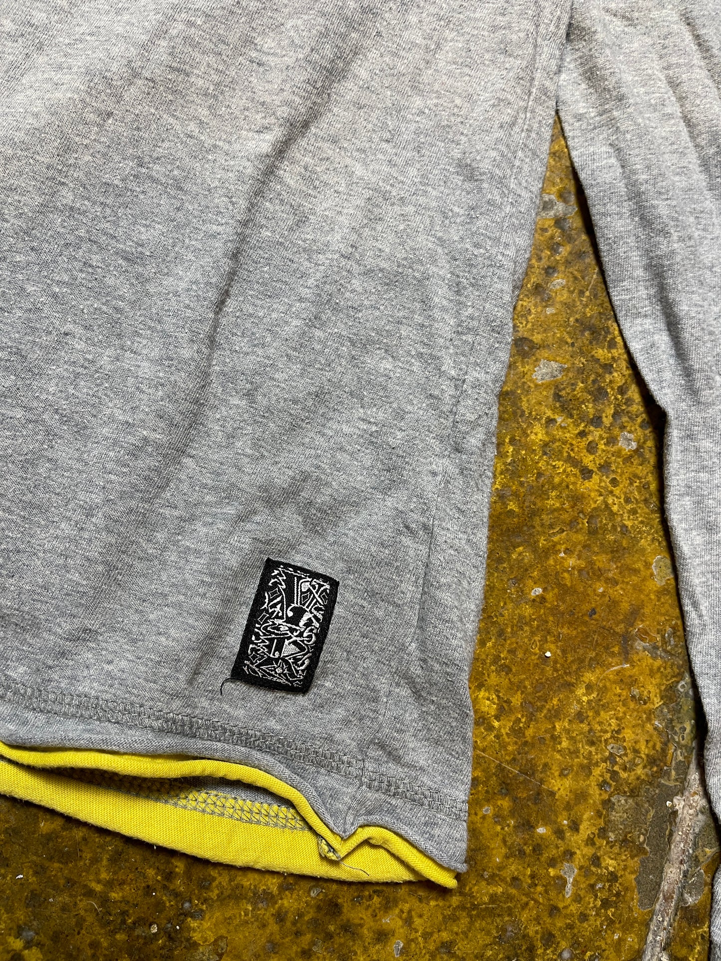 Valentino Rossi Long Sleeve Gray Yellow 2000s y2k - M