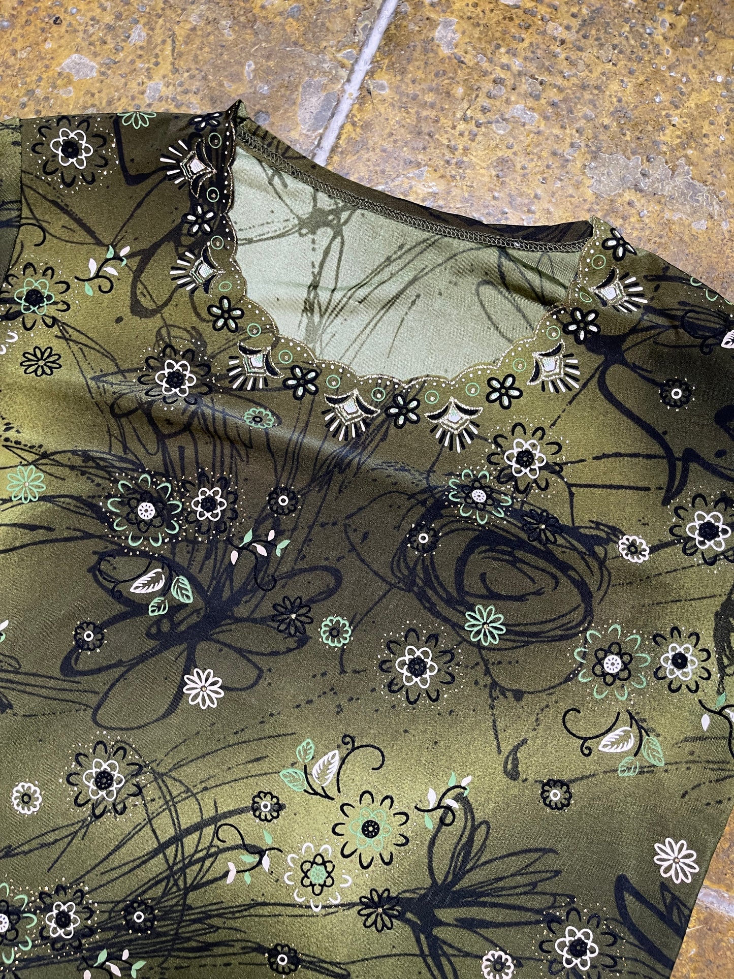 Green Short Sleeve Top Shiny 2000s y2k - XL