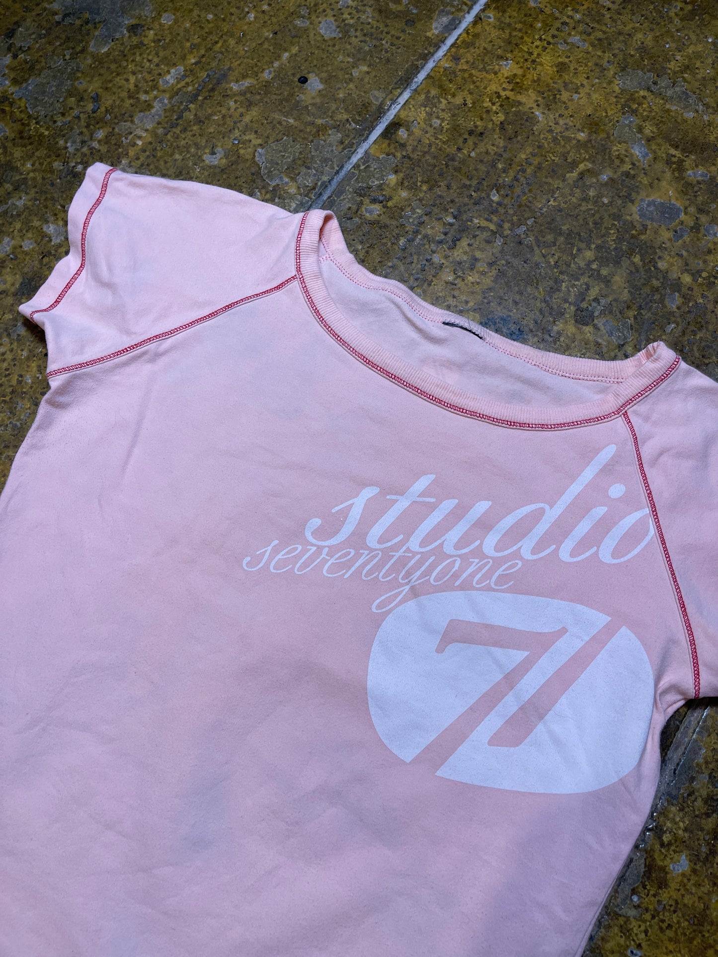 Nike Short Sleeve Top Rose 2000s y2k Studio 71 - XL