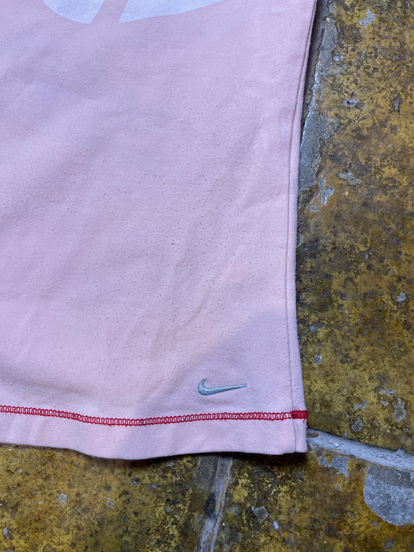 Nike Short Sleeve Top Rose 2000s y2k Studio 71 - XL