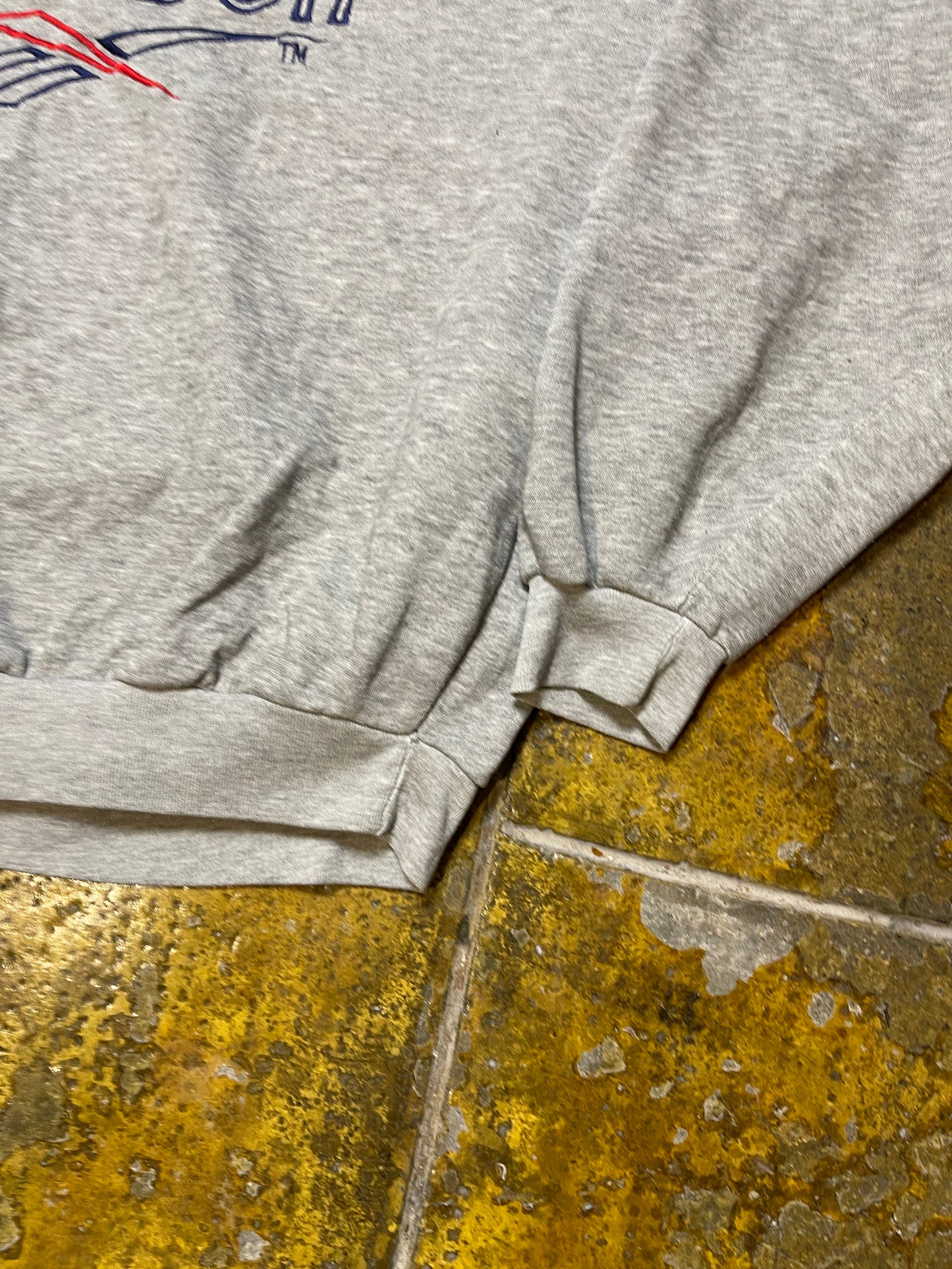 Vintage Reebok Sweatshirt Gray 1990s - M