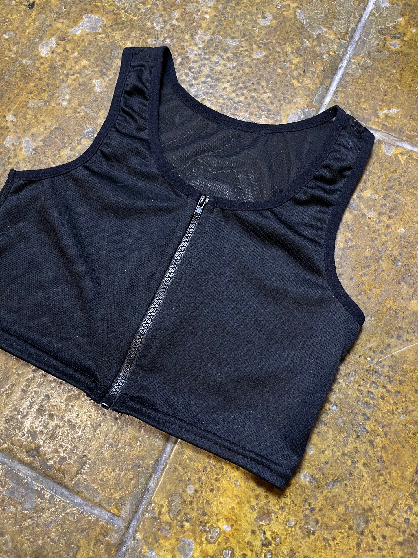 Sleeveless Crop Sport Top Black Tactical - S