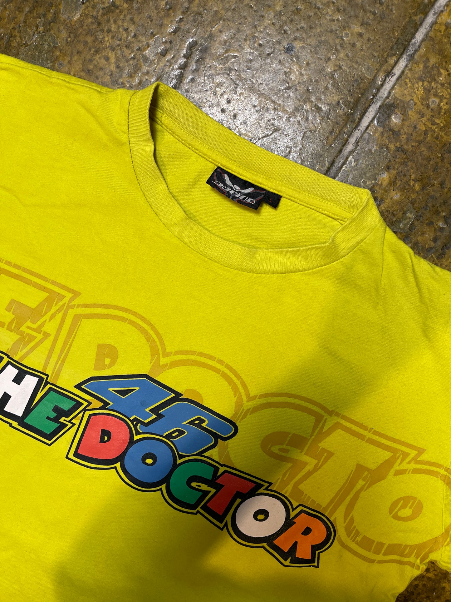 Valentino Rossi The Doctor 46 T-Shirt Yellow 2000s y2k Daring - L
