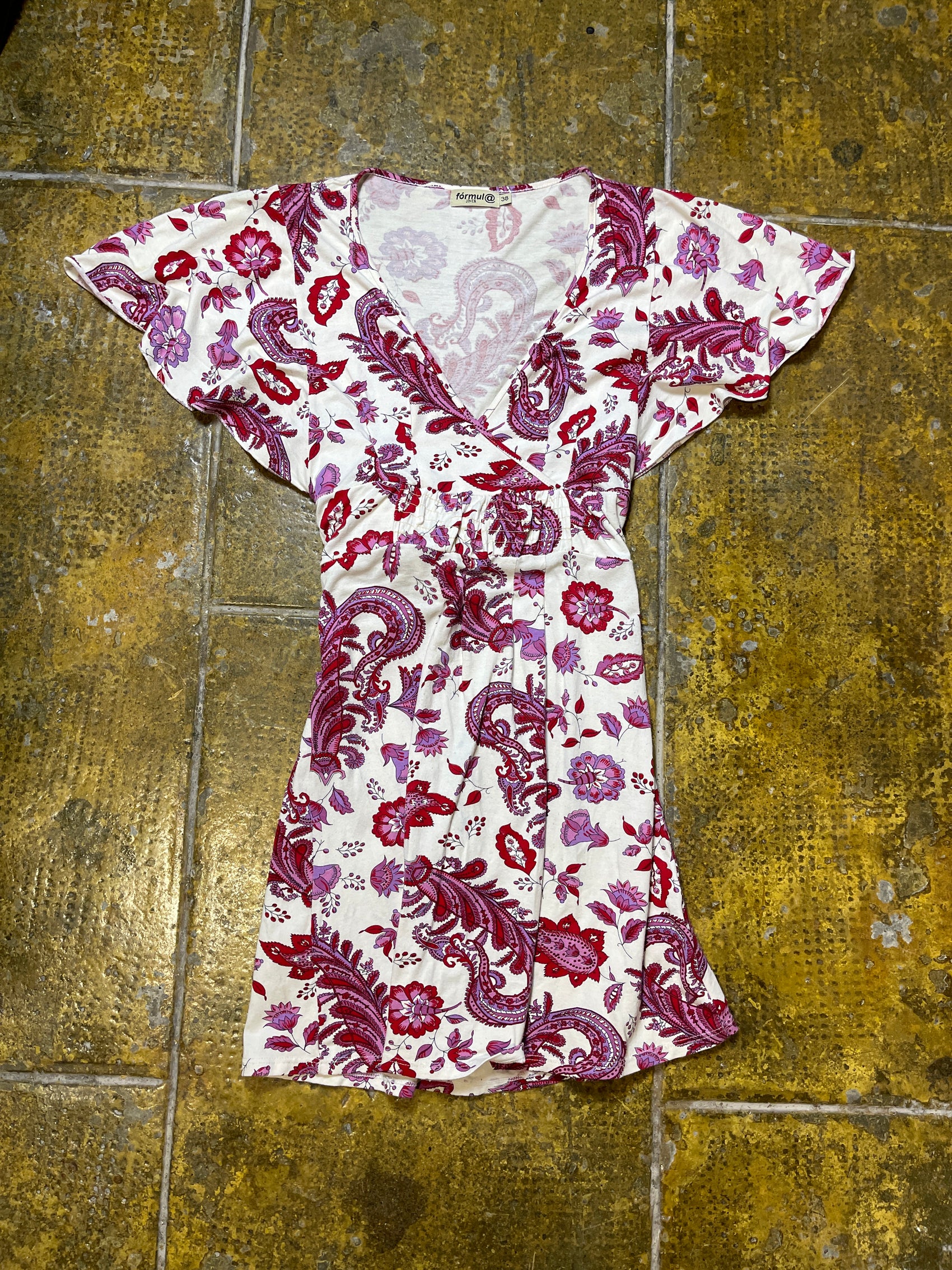 Formula Joven Short Sleeve Summer Dress White Red 2000s y2k - M