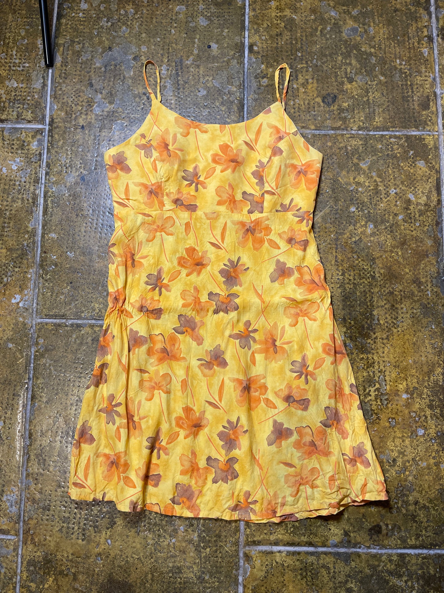 Sleeveless Summer Dress Yellow Flowers 2000s y2k - XL