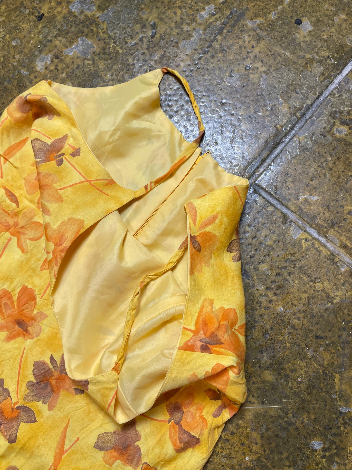 Sleeveless Summer Dress Yellow Flowers 2000s y2k - XL