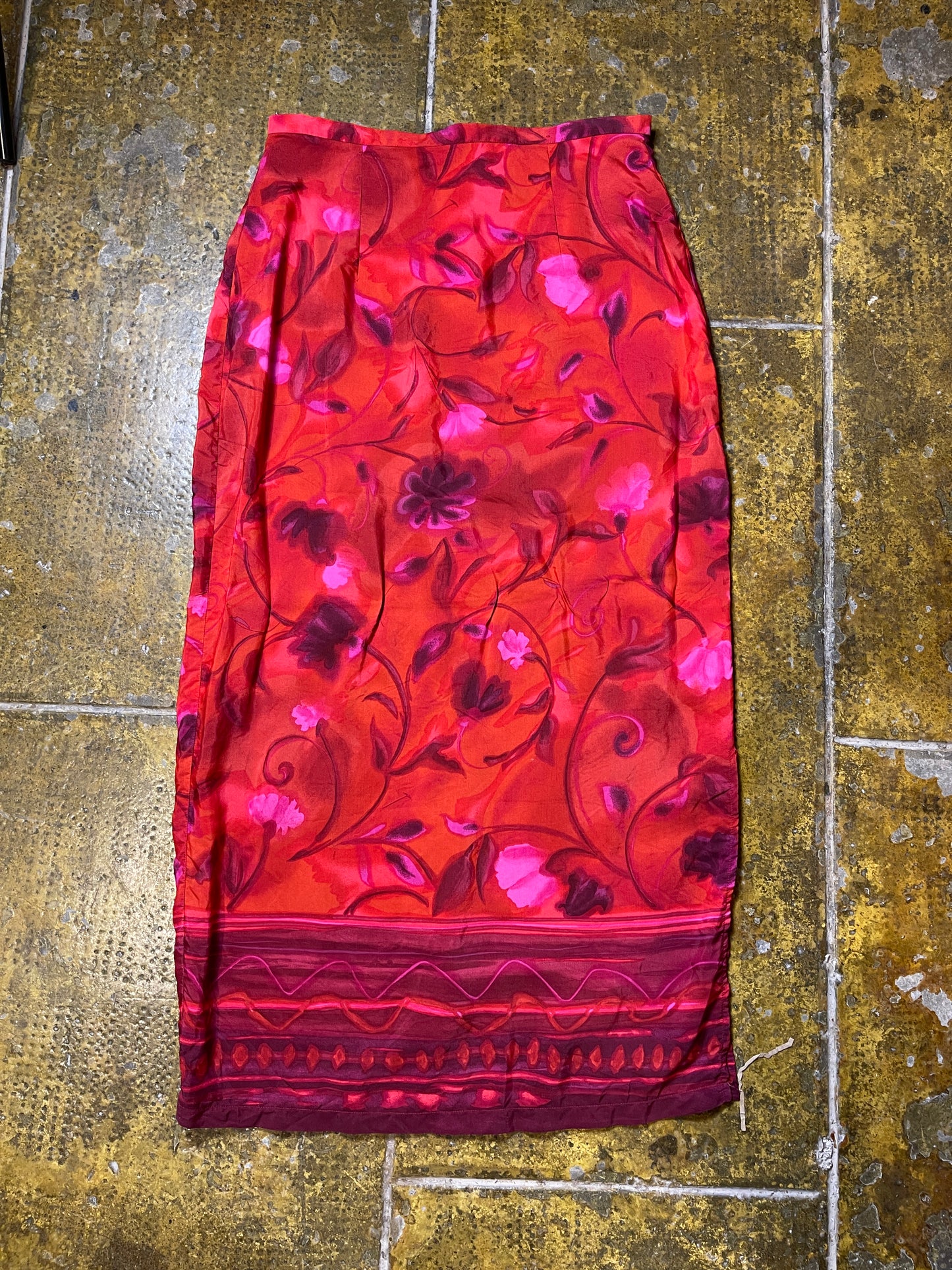Vintage Flower Maxi Skirt Red - L/XL