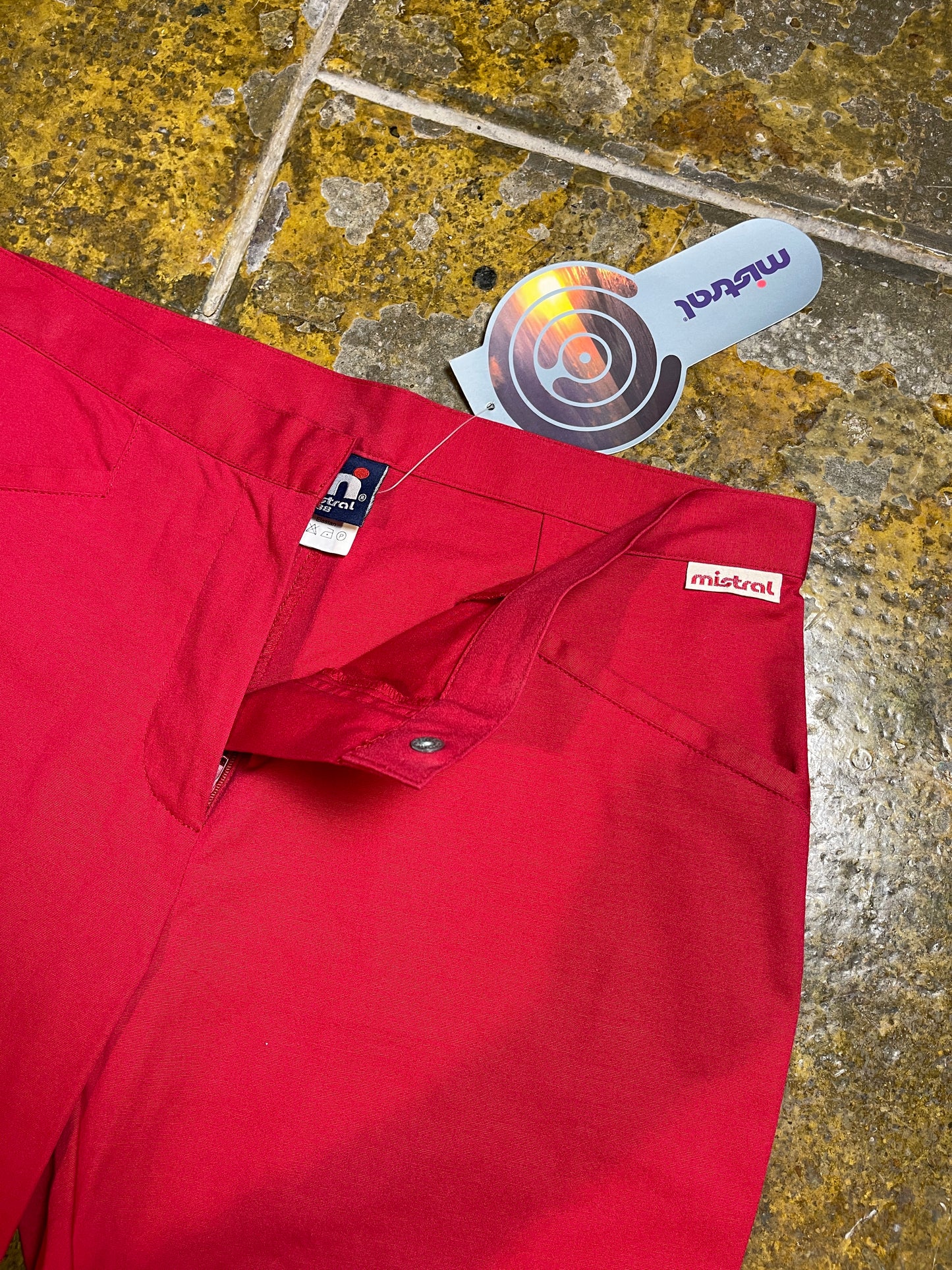 Mistral Capri Pants Red 2000s y2k Deadstock - M