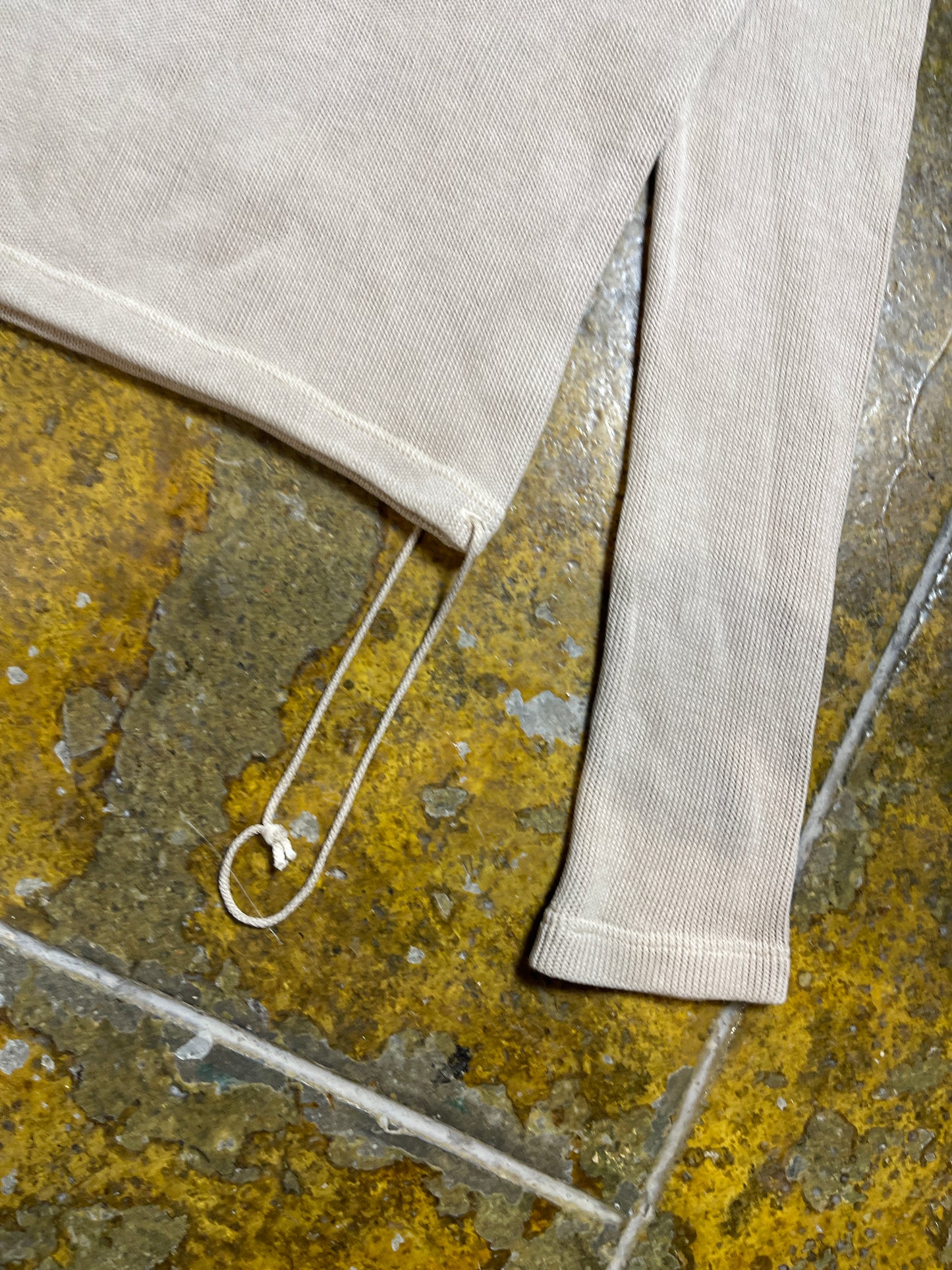 Fly Up Sweatshirt Beige 2000s y2k - S