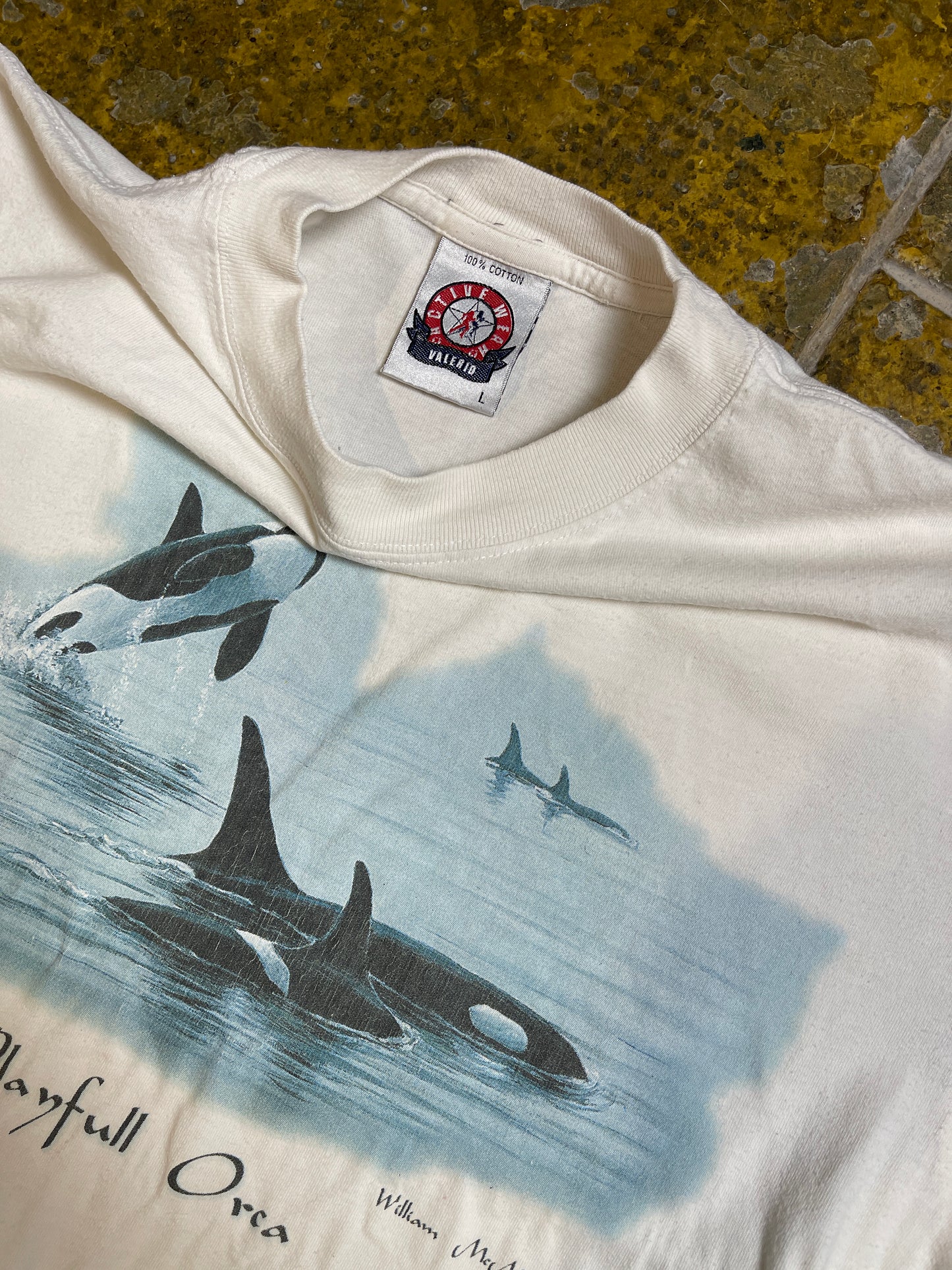 Vintage Friendly Orca T-Shirt White 1990s - L