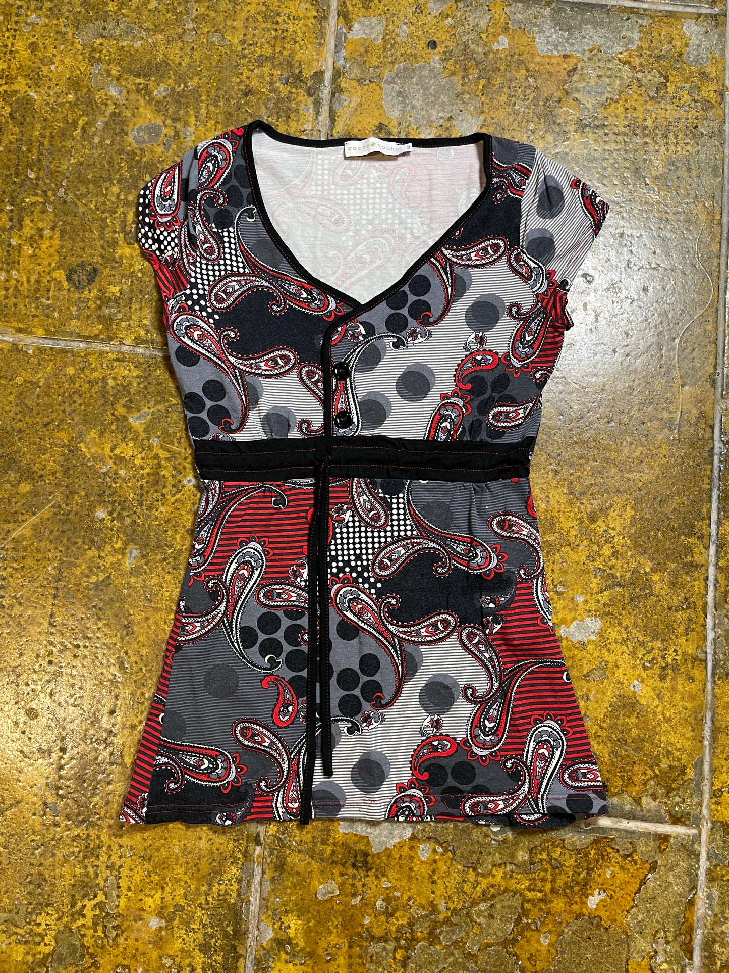 Cache Cache Short Sleeve Top Black Red 2000s y2k - M