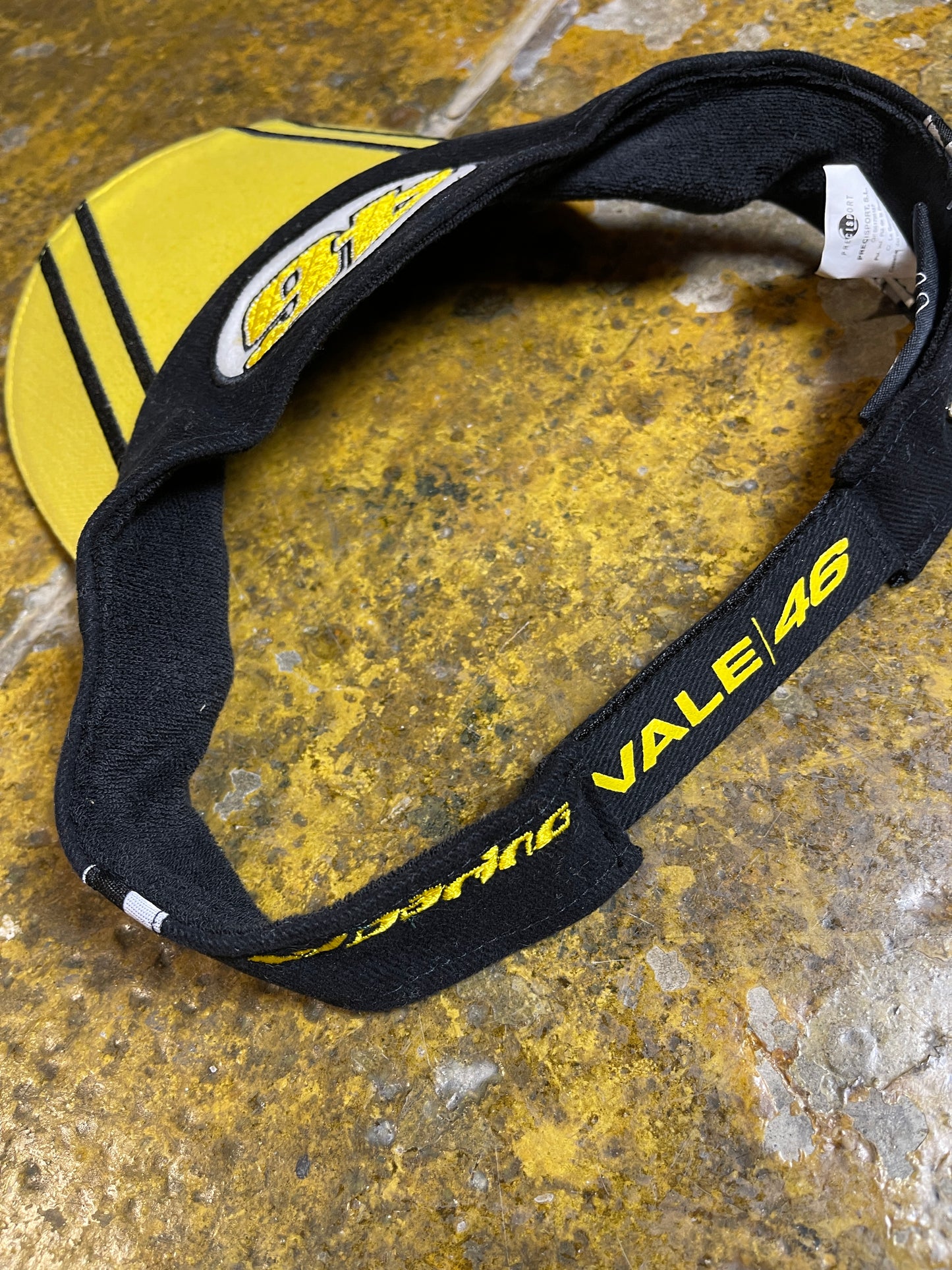 Valentino Rossi 46 Summer Cap Yellow Black 2000s y2k Deadstock