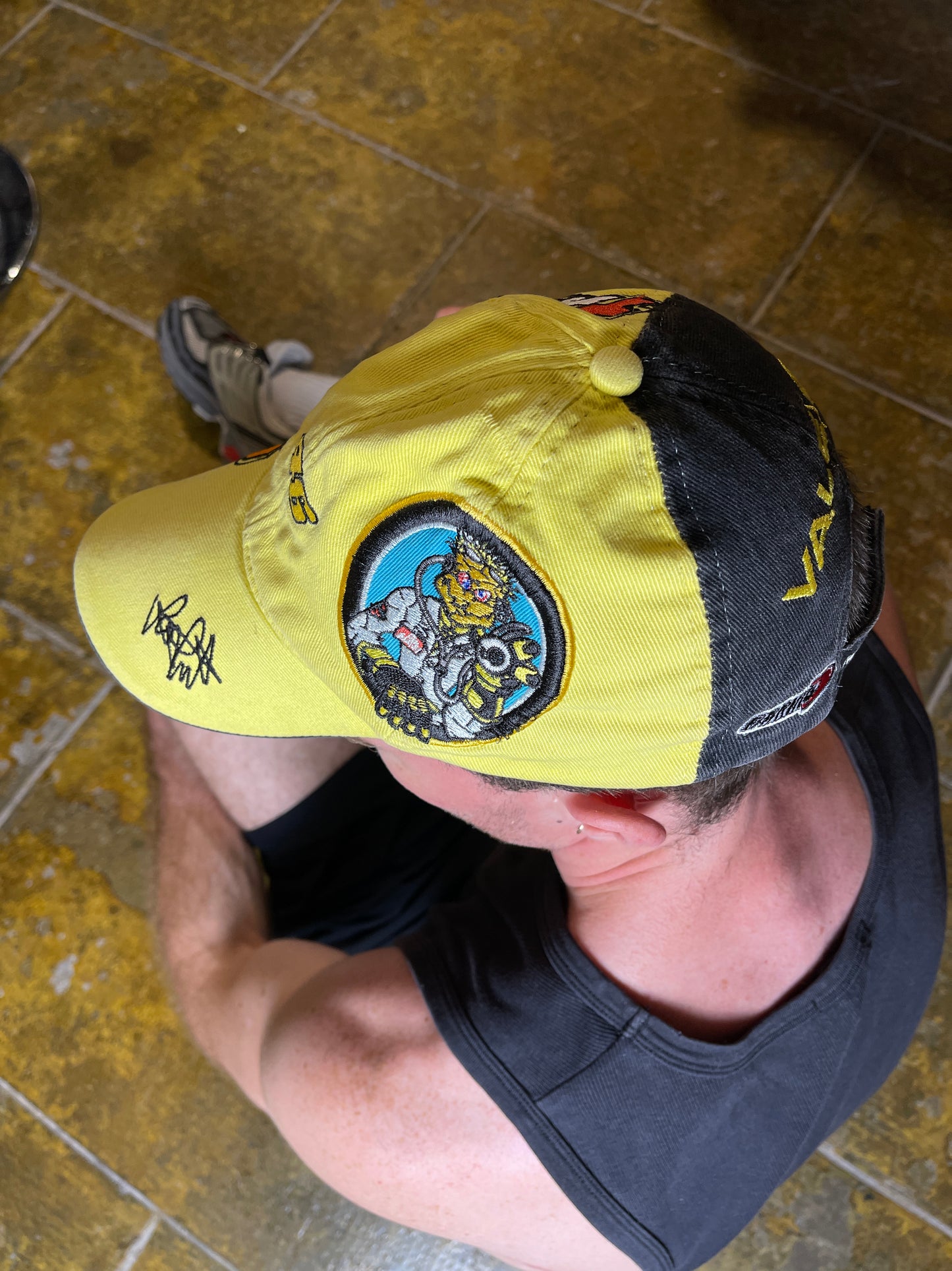 Valentino Rossi Vale 46 Cap Yellow Black 2000s y2k Racing