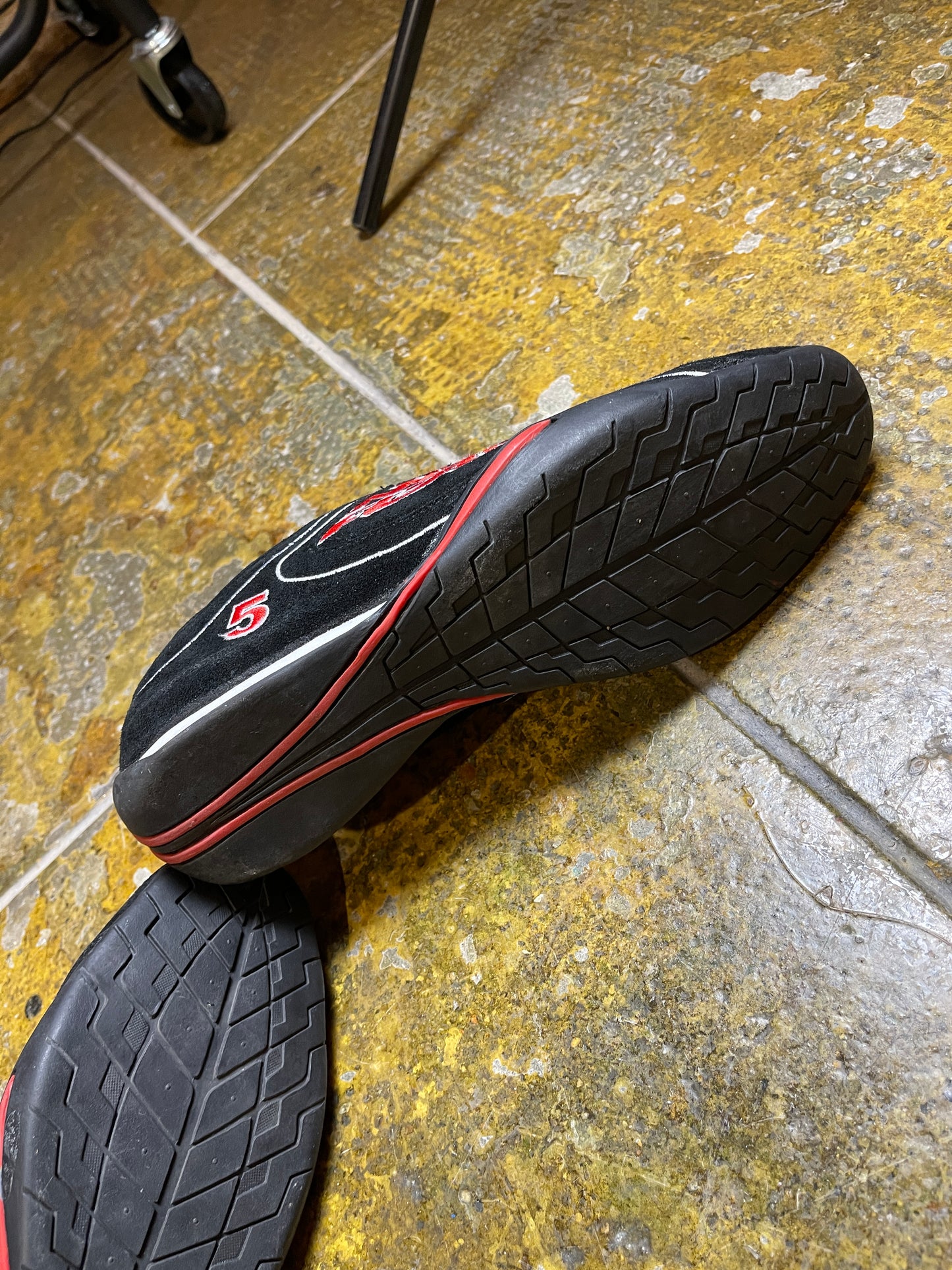 No Fear Sneaker Black Silver 2000s y2k - EU43