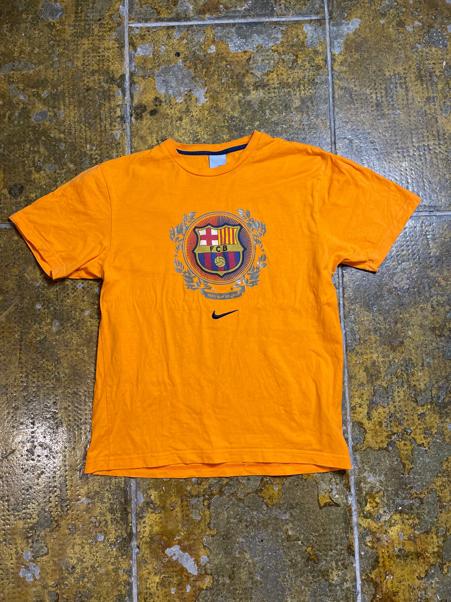 Nike FC Barcelona T-Shirt Orange 2000s y2k - M