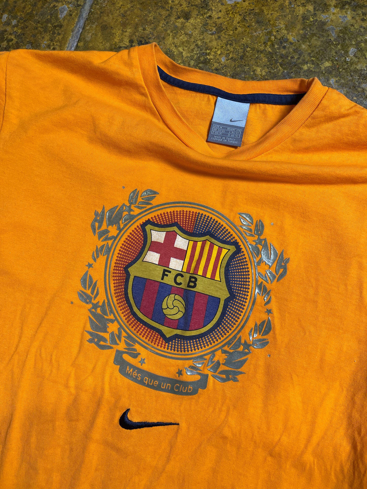 Nike FC Barcelona T-Shirt Orange 2000s y2k - M
