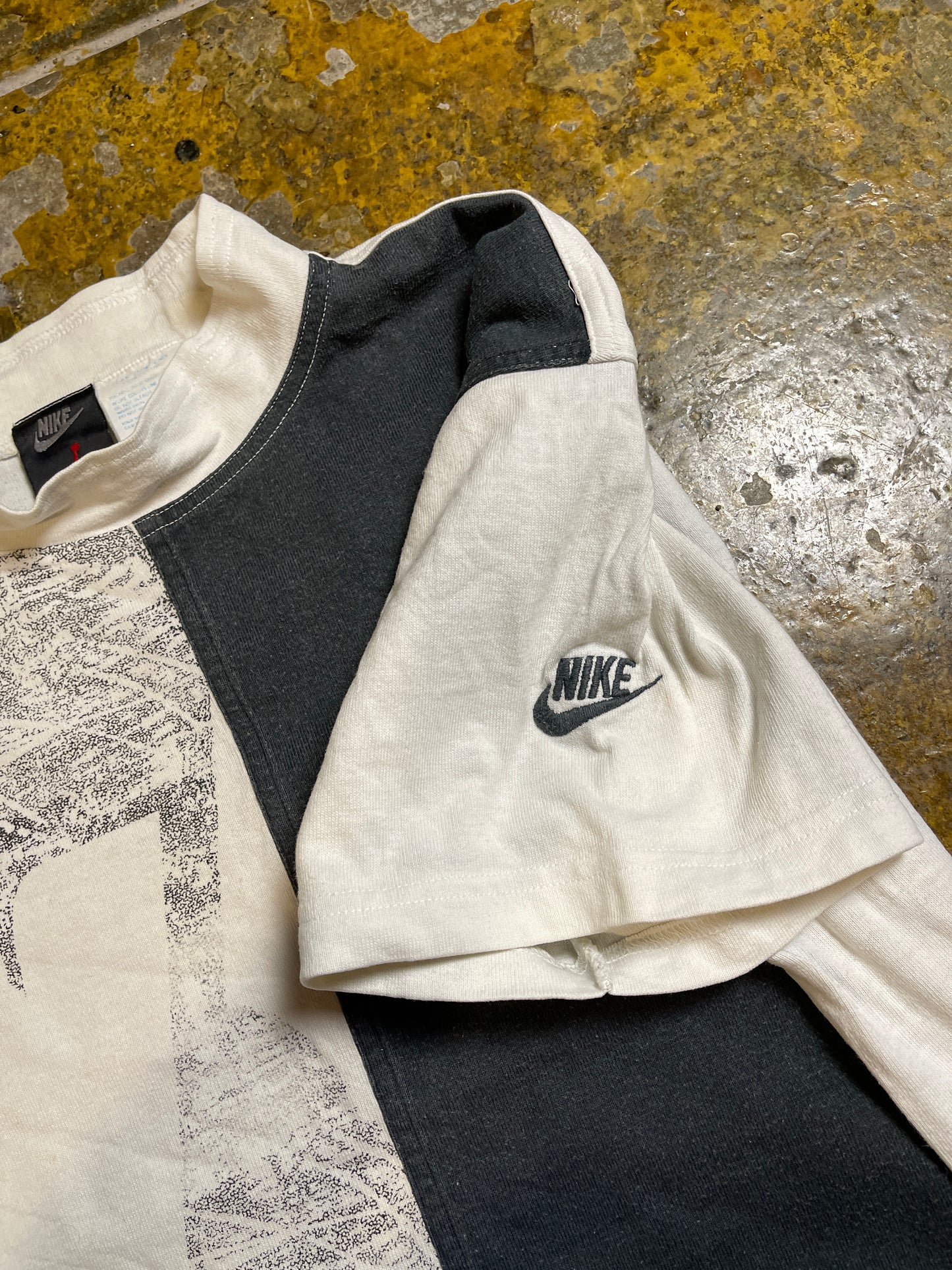 Vintage Jordan Nike T-Shirt White Black 1990s Rare - M