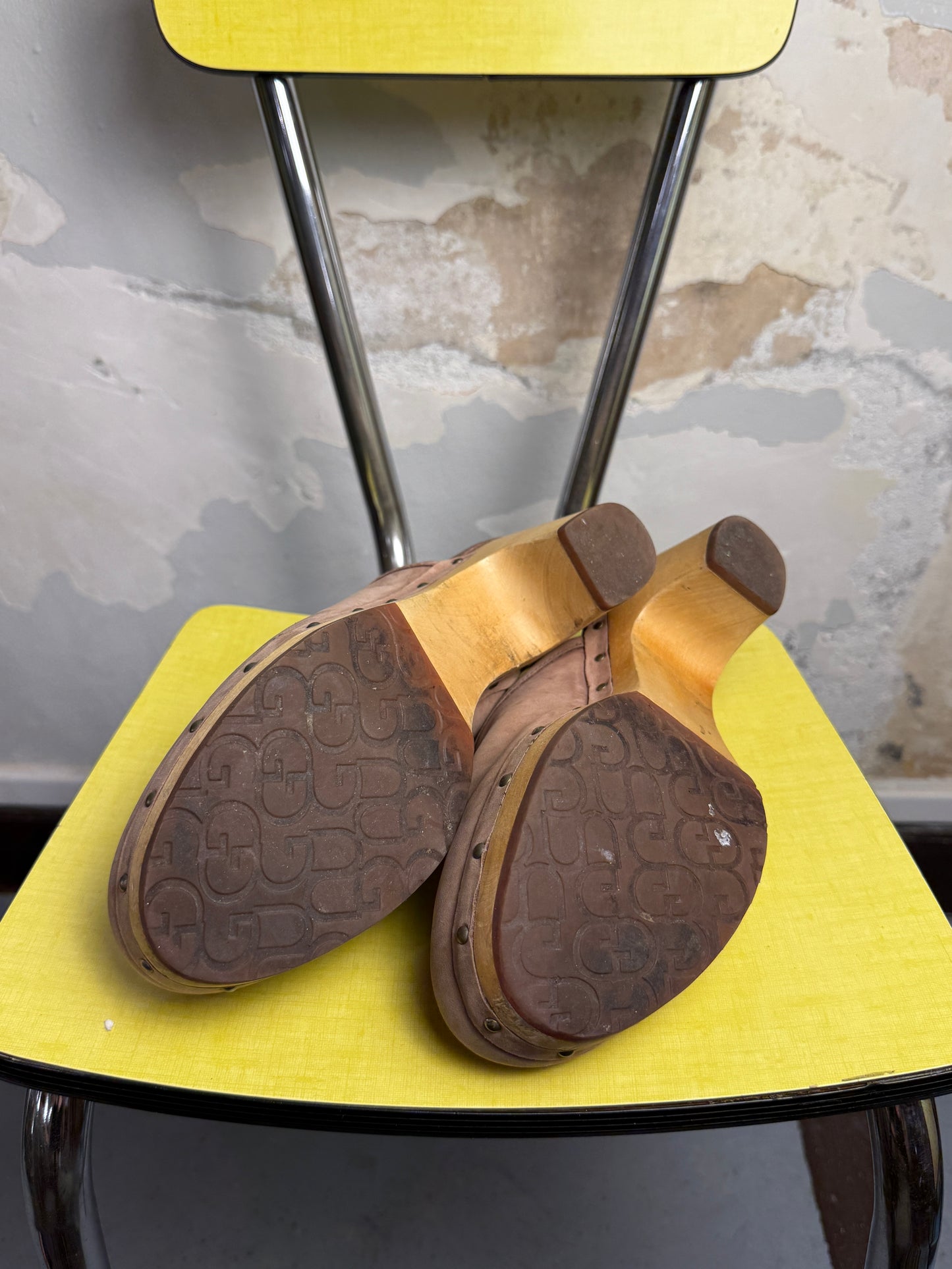 2000s UGG Australia Abbie Clog Suede Leather Brown - 39