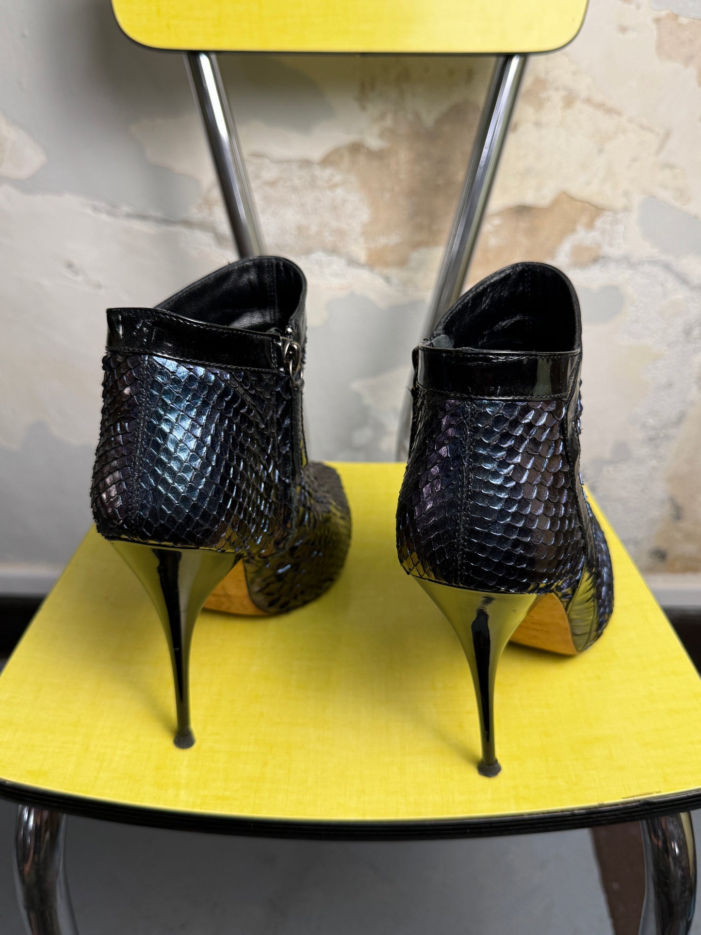 Y2k Alexander McQueen Iridescent Python Platform Heels Night Blue/Purple - 36
