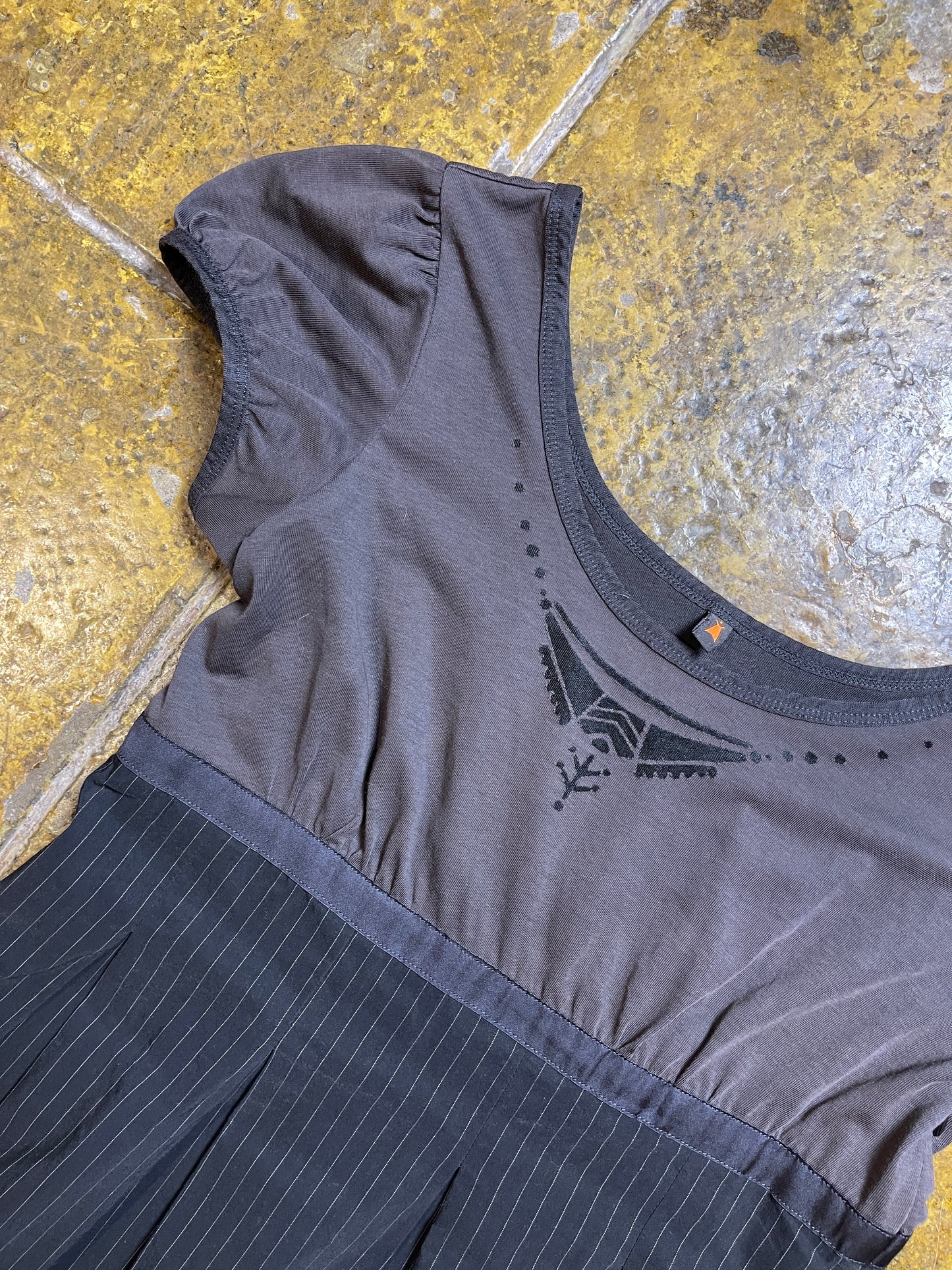 Cop Copine Short Sleeve Summer Dress Khaki Black 2000s y2k - M