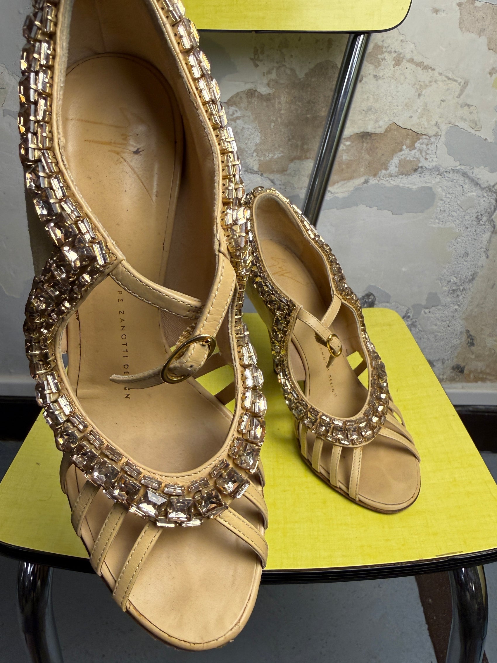 2000s Giuseppe Zanotti Jeweled T-Strap Cage Sandal Cream Gold - 36