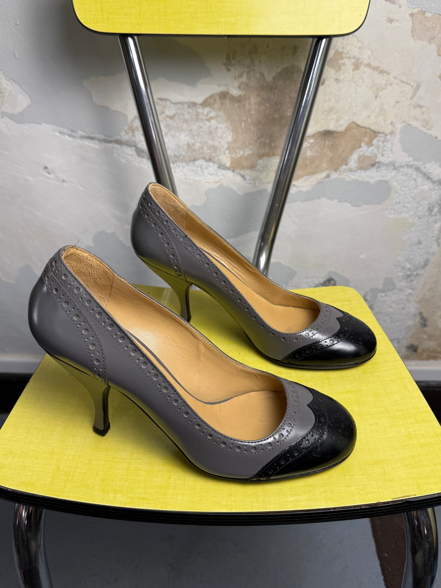 Early 2000s Miu Miu Two-Tone Patent Leather Brogue Gray Black Y2k Archive - 38