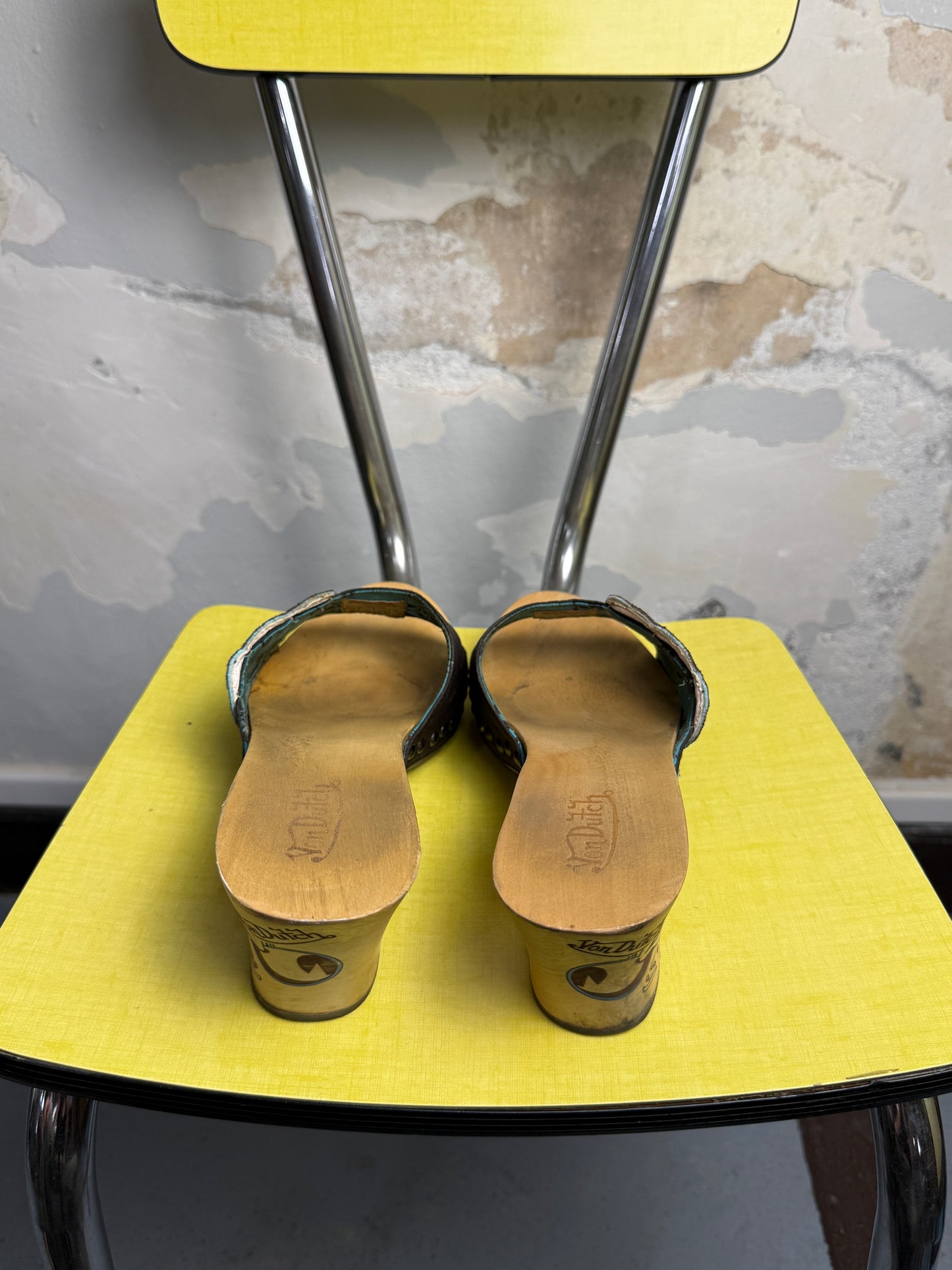 Early 2000s Von Dutch Flying Eyeball Engraved Wooden Clog Sandals Brown Blue - 40