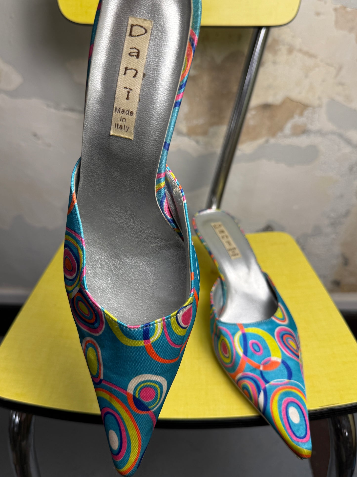 Vintage 2000s Dani Kitten Heels Geometric Rainbow Motif - 39