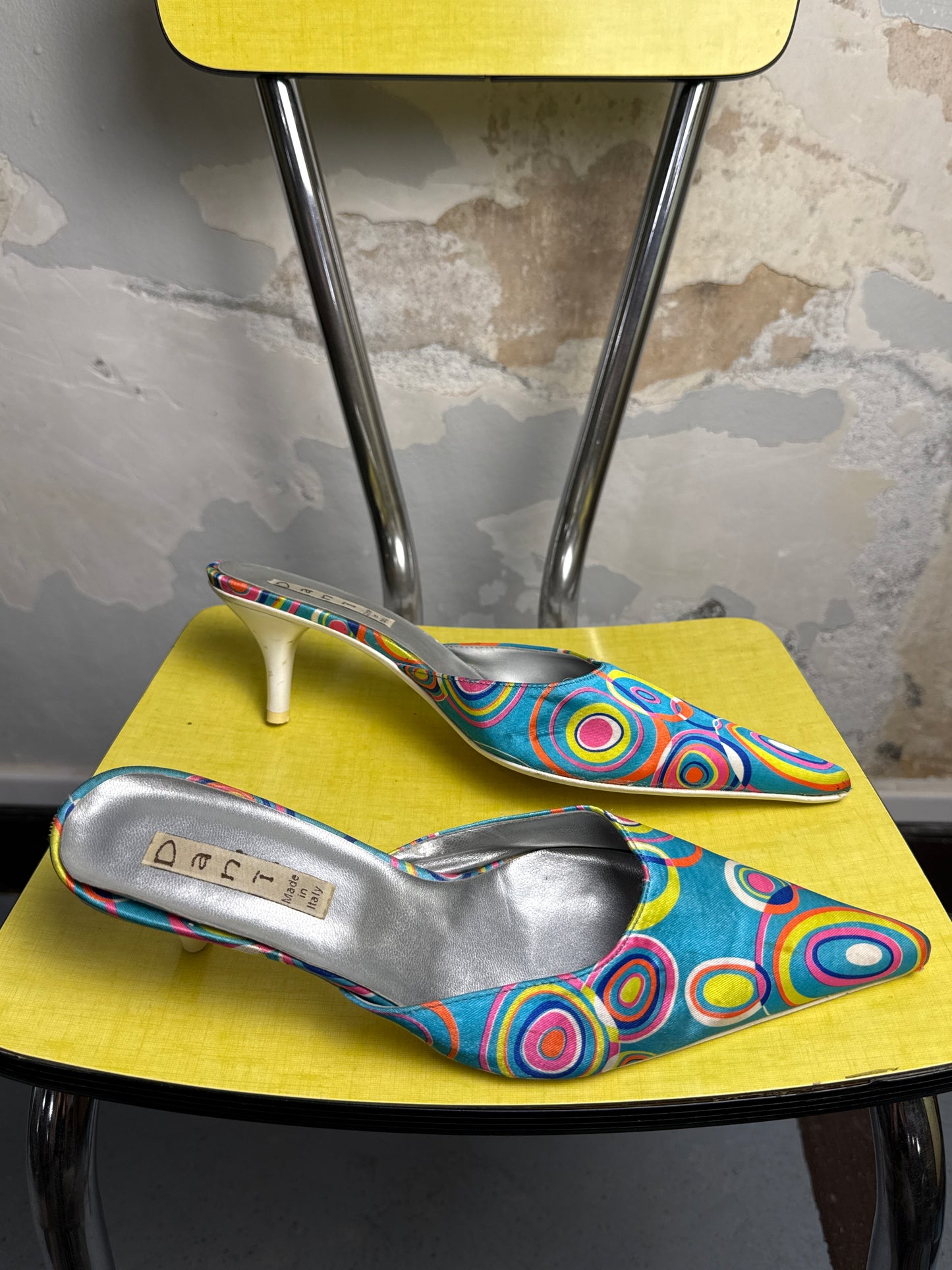Vintage 2000s Dani Kitten Heels Geometric Rainbow Motif - 39