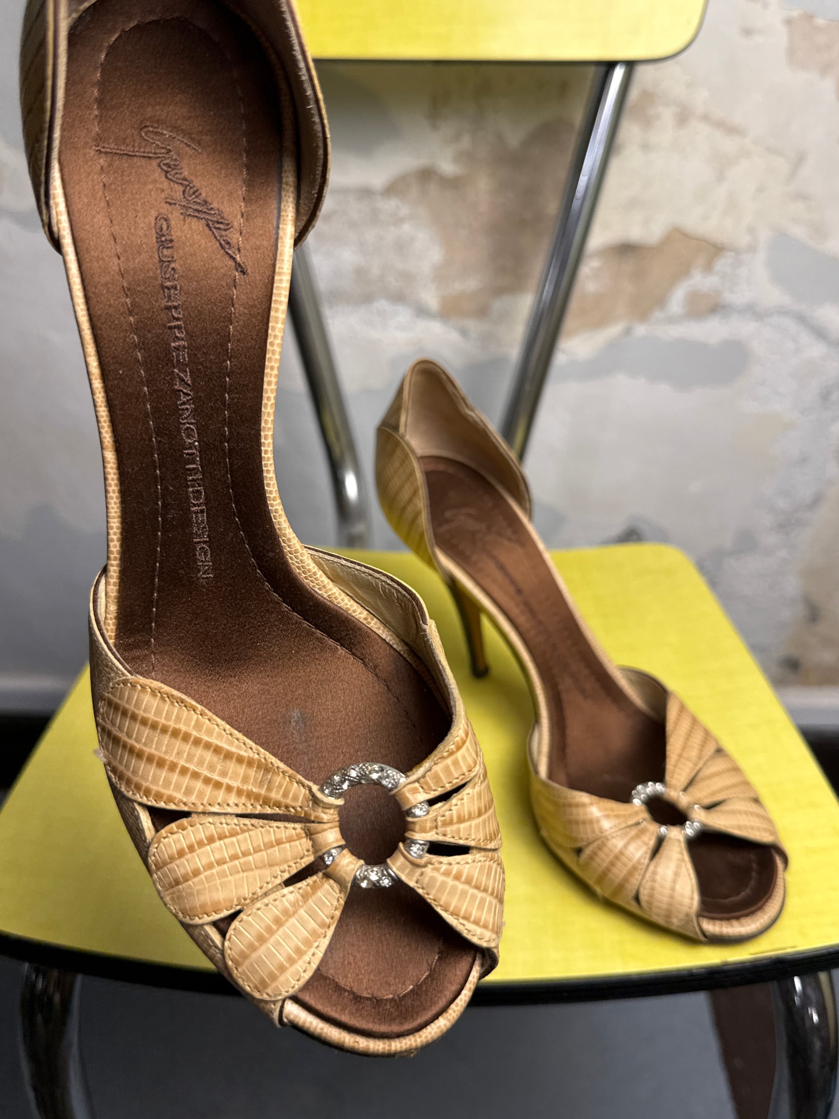 Vintage Giuseppe Zanotti Pleated Lizard-Embossed D'Orsay Pump Heels Early 2000s Beige - 37
