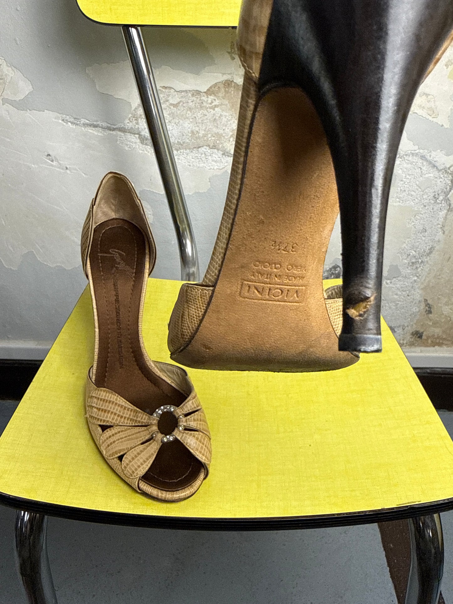 Vintage Giuseppe Zanotti Pleated Lizard-Embossed D'Orsay Pump Heels Early 2000s Beige - 37